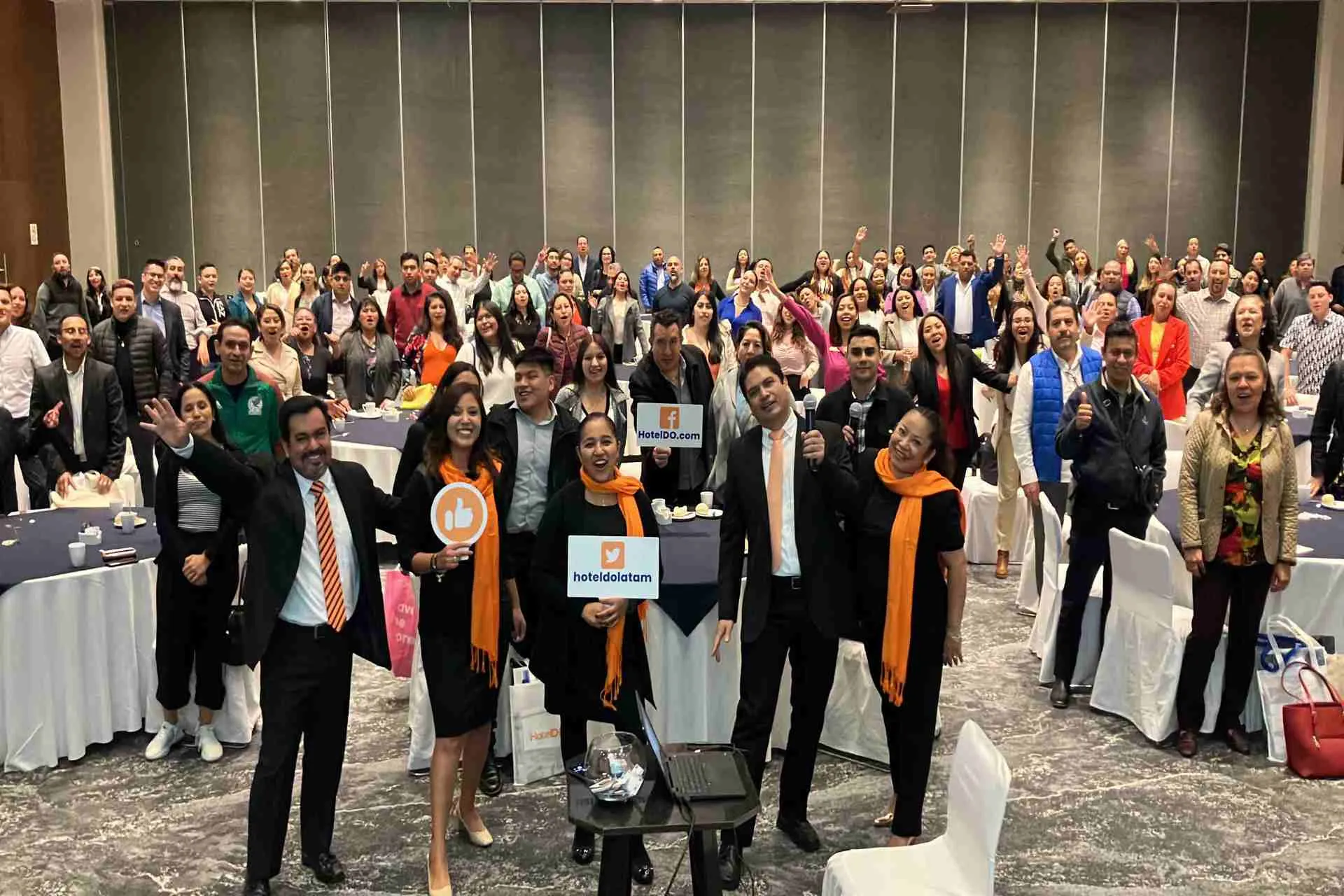 Hito: "HotelDO The Tour" llego a su edición Nº 100 en México