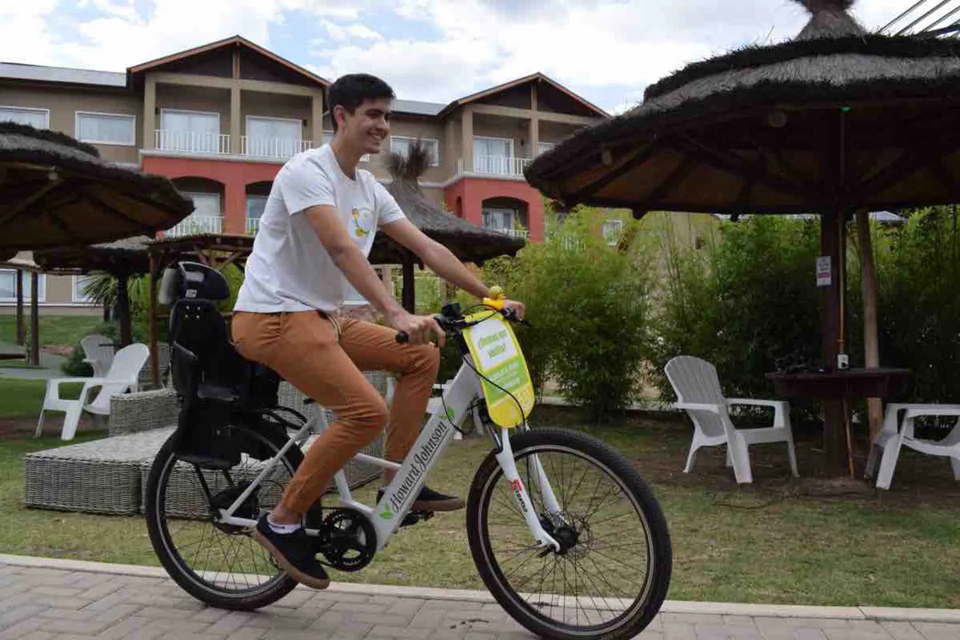 Howard Johnson Argentina ofrece tours en bicicletas eléctricas Howard Johnson Argentina ofrece tours en bicicletas eléctricas