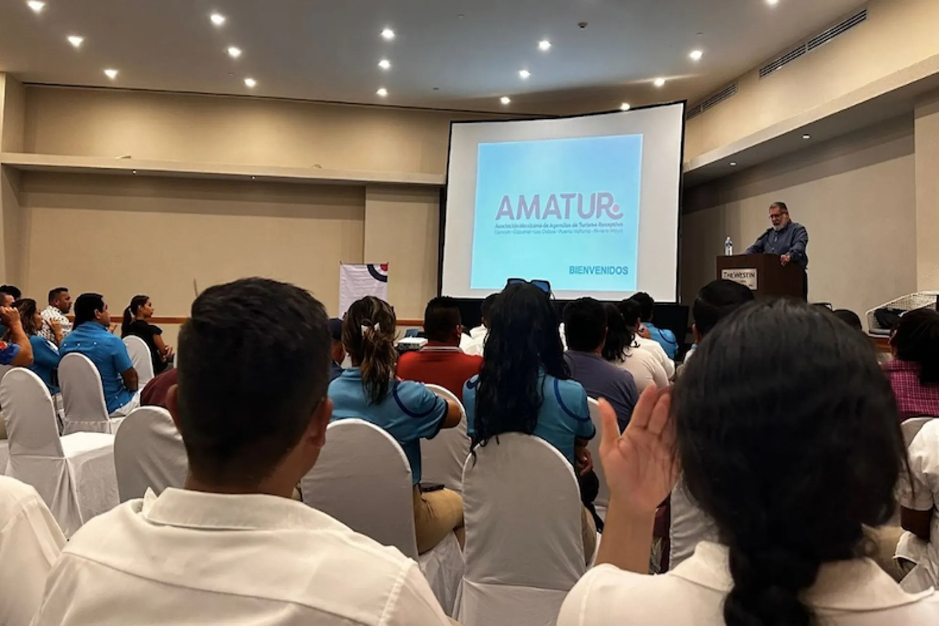 AMATUR promueve la importancia de la calidad y la gestión de emociones