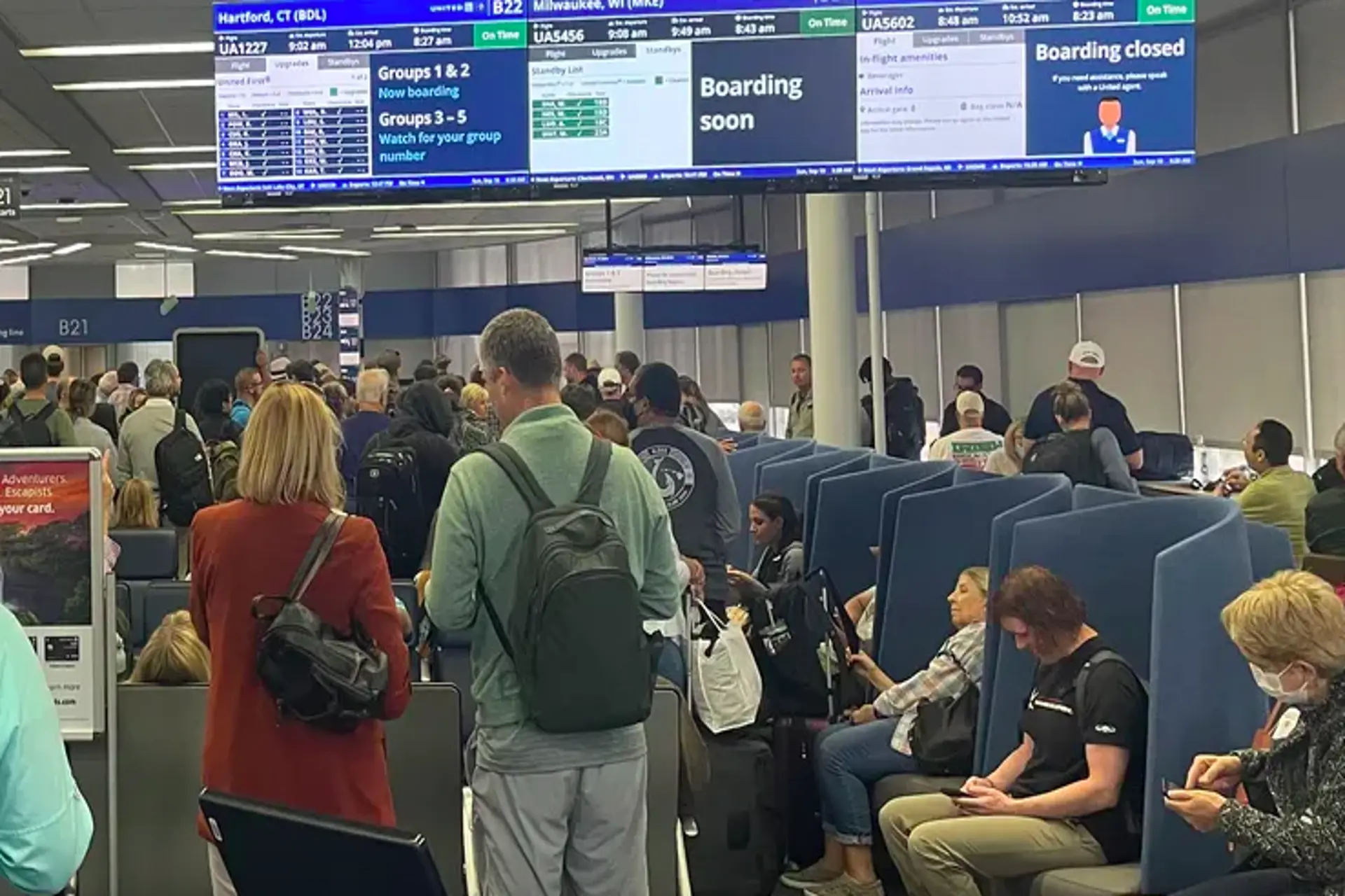 United Airlines realiza cambios en el proceso de embarque