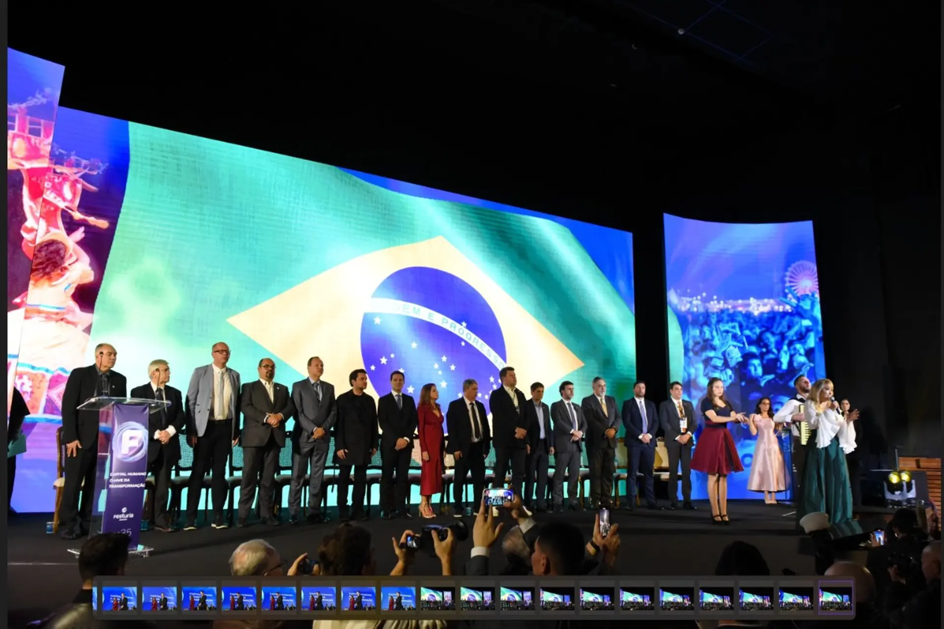 Abre Festuris Gramado que celebra la mas grande de todas sus ediciones