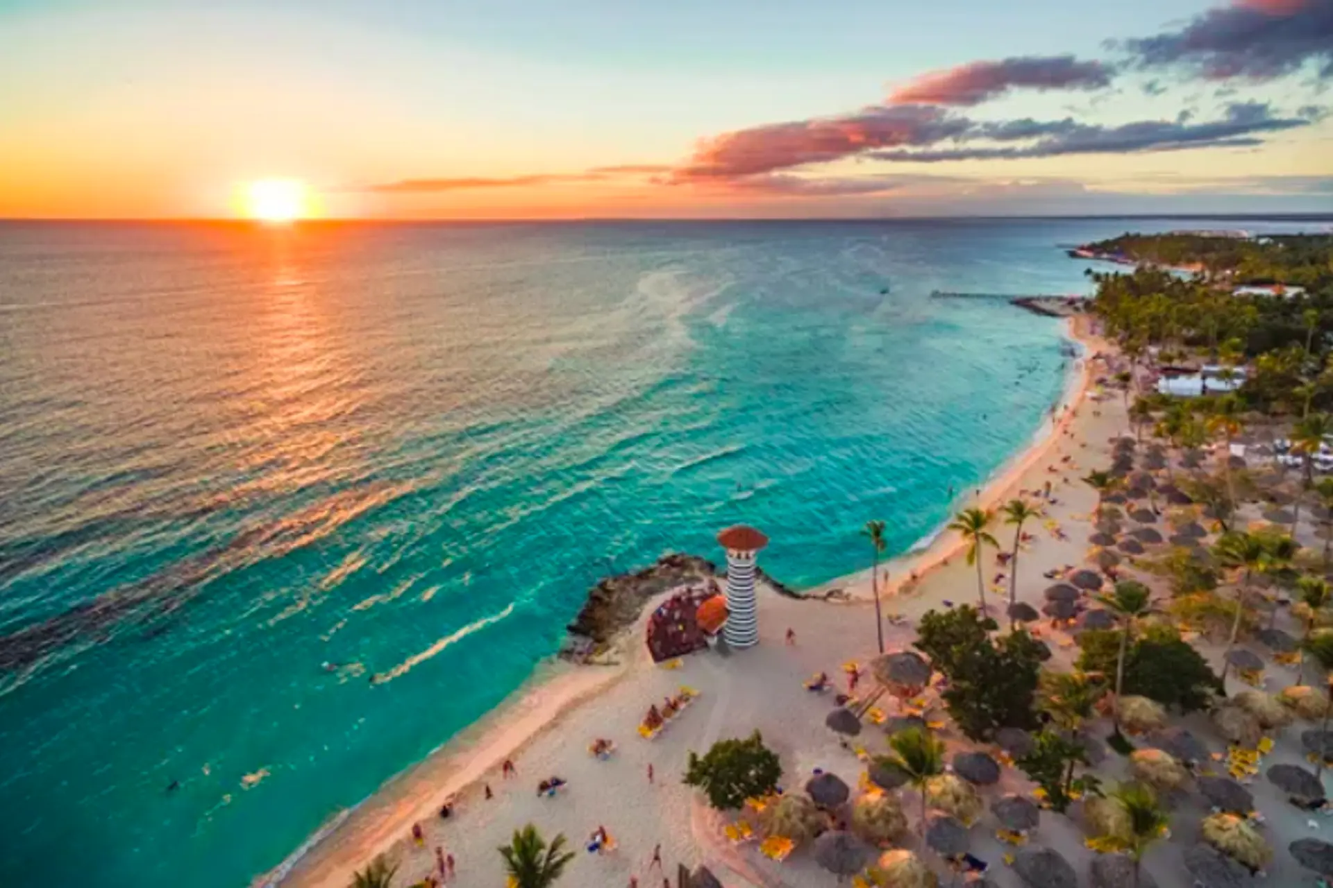 Rep. Dominicana y Colombia lideran el turismo internacional de LATAM