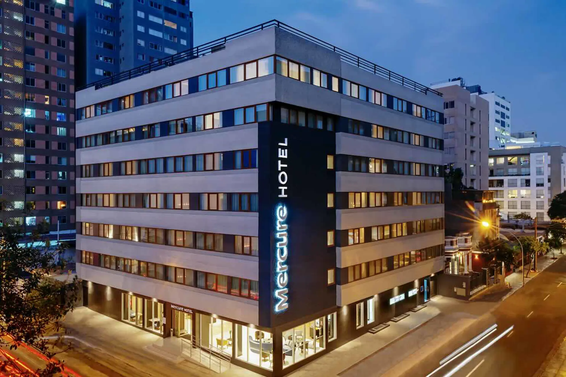 Accor celebra los 50 años de la marca Mercure 