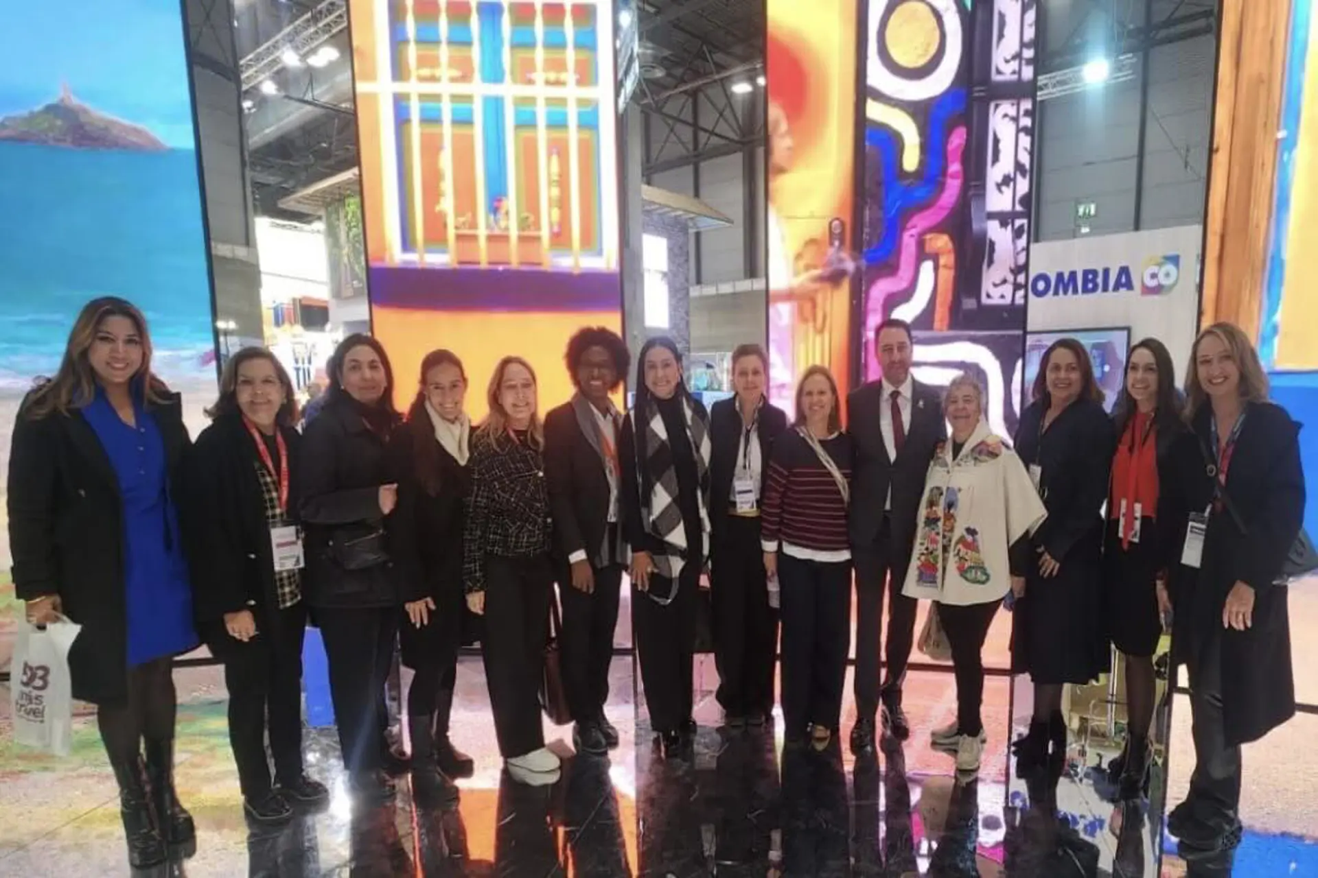 ANATO presente en Fitur acompañando las propuestas de las agencias ANATO presente en Fitur acompañando las propuestas de las agencias