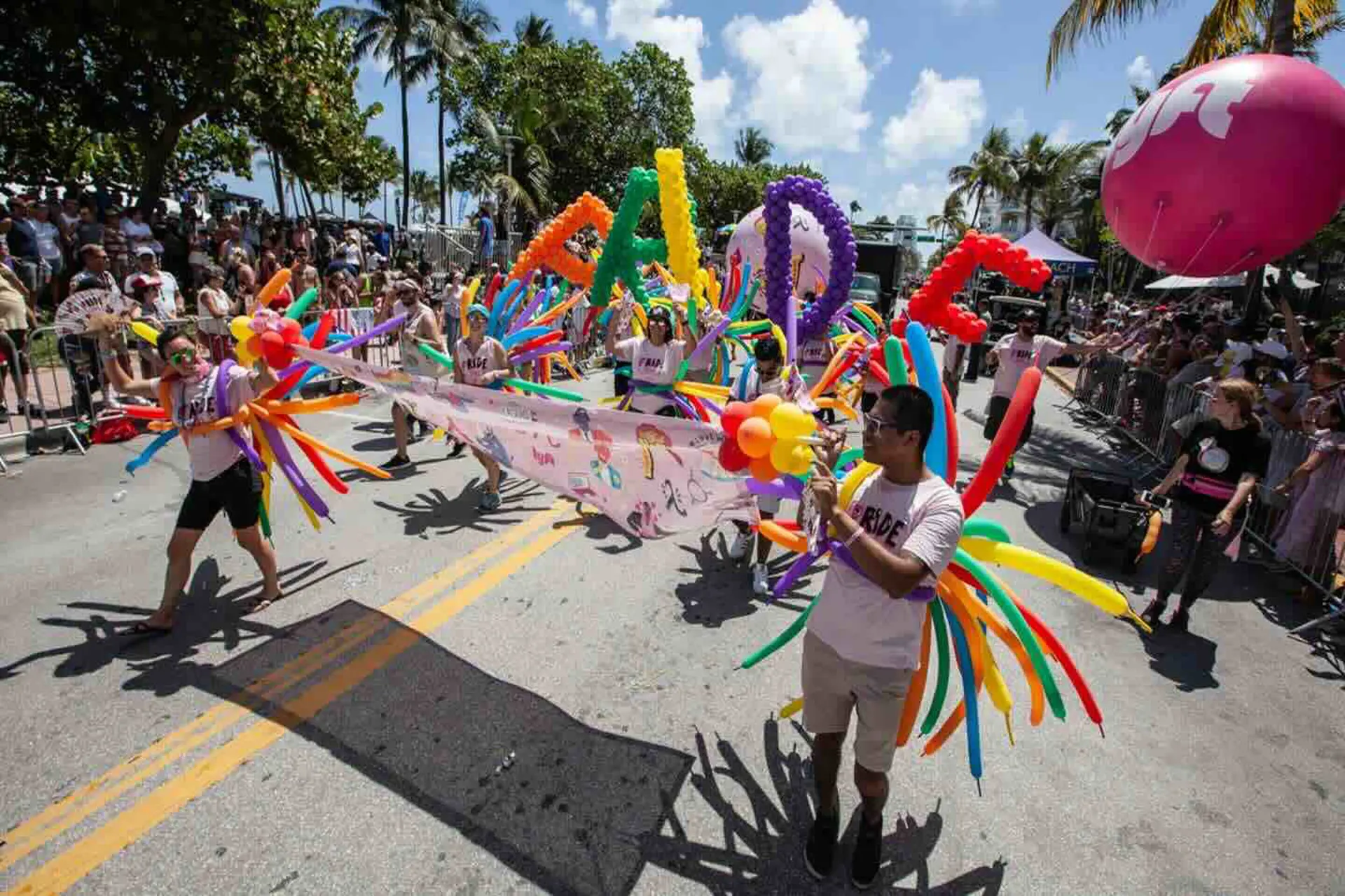  Miami y Miami Beach, amplían su programa Rainbow Spring LGBTQ+  