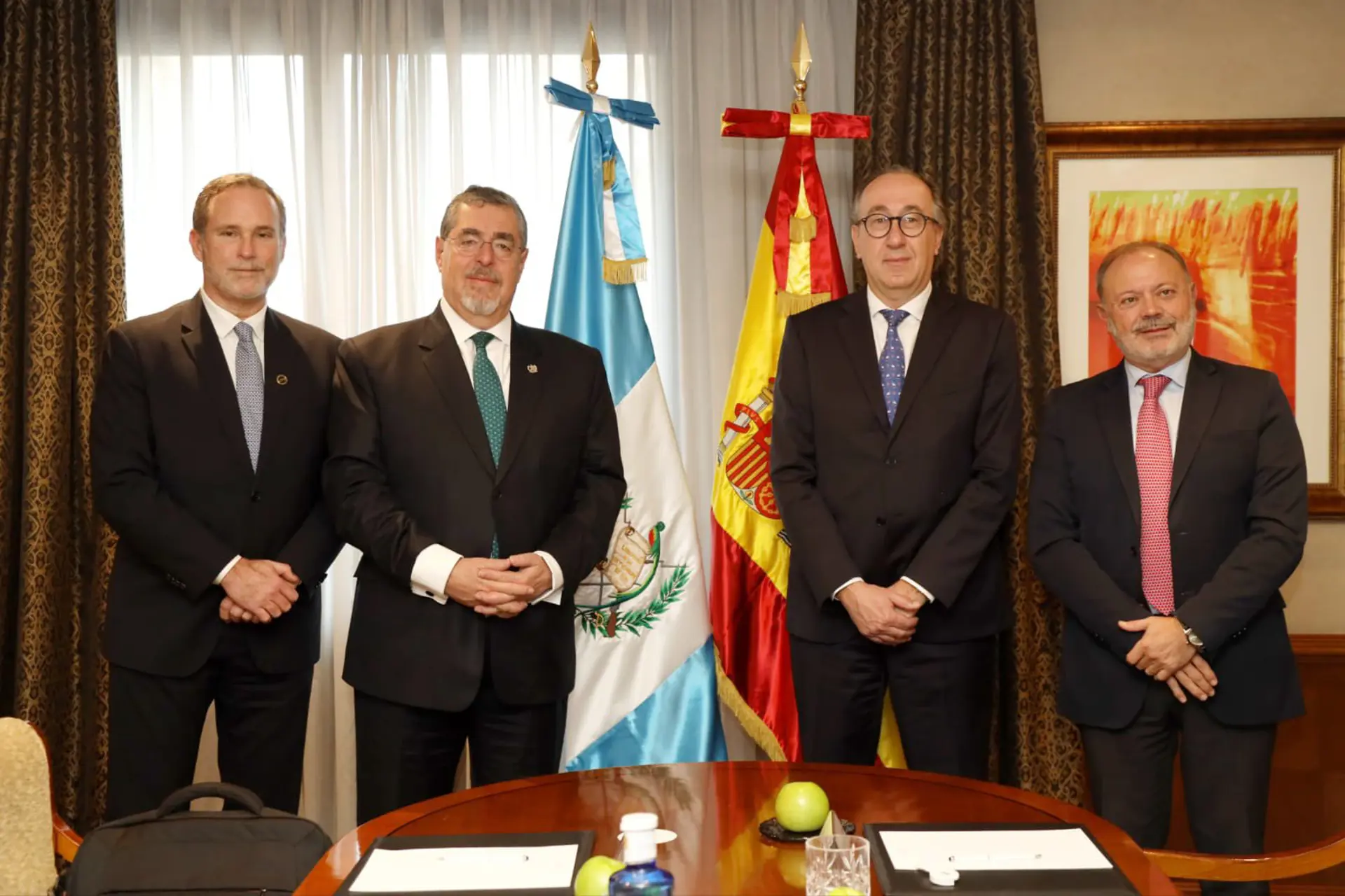 Presidente de Guatemala destaca los benéficos del acuerdo con Iberia 