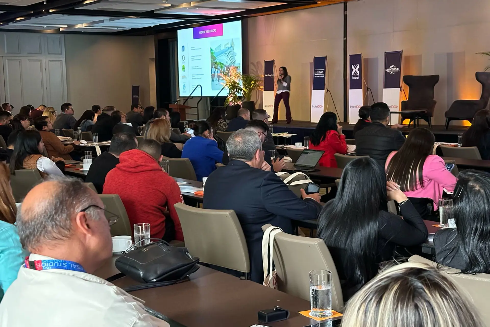 HotelDO pisó fuerte en Bogota con un 2° Campus y su presencia en ANATO