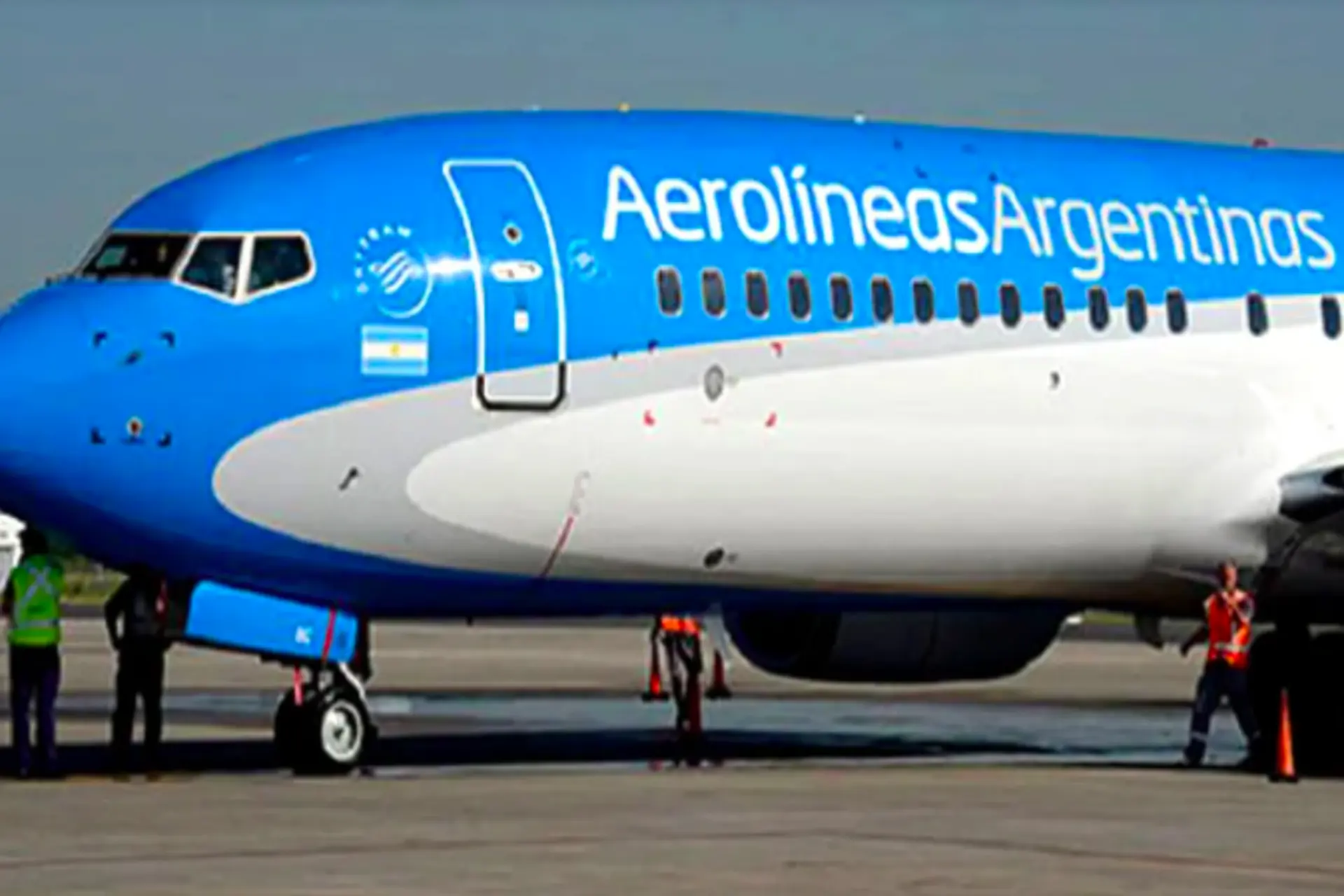 Aerolíneas Argentinas suspende una decena de rutas nacionales