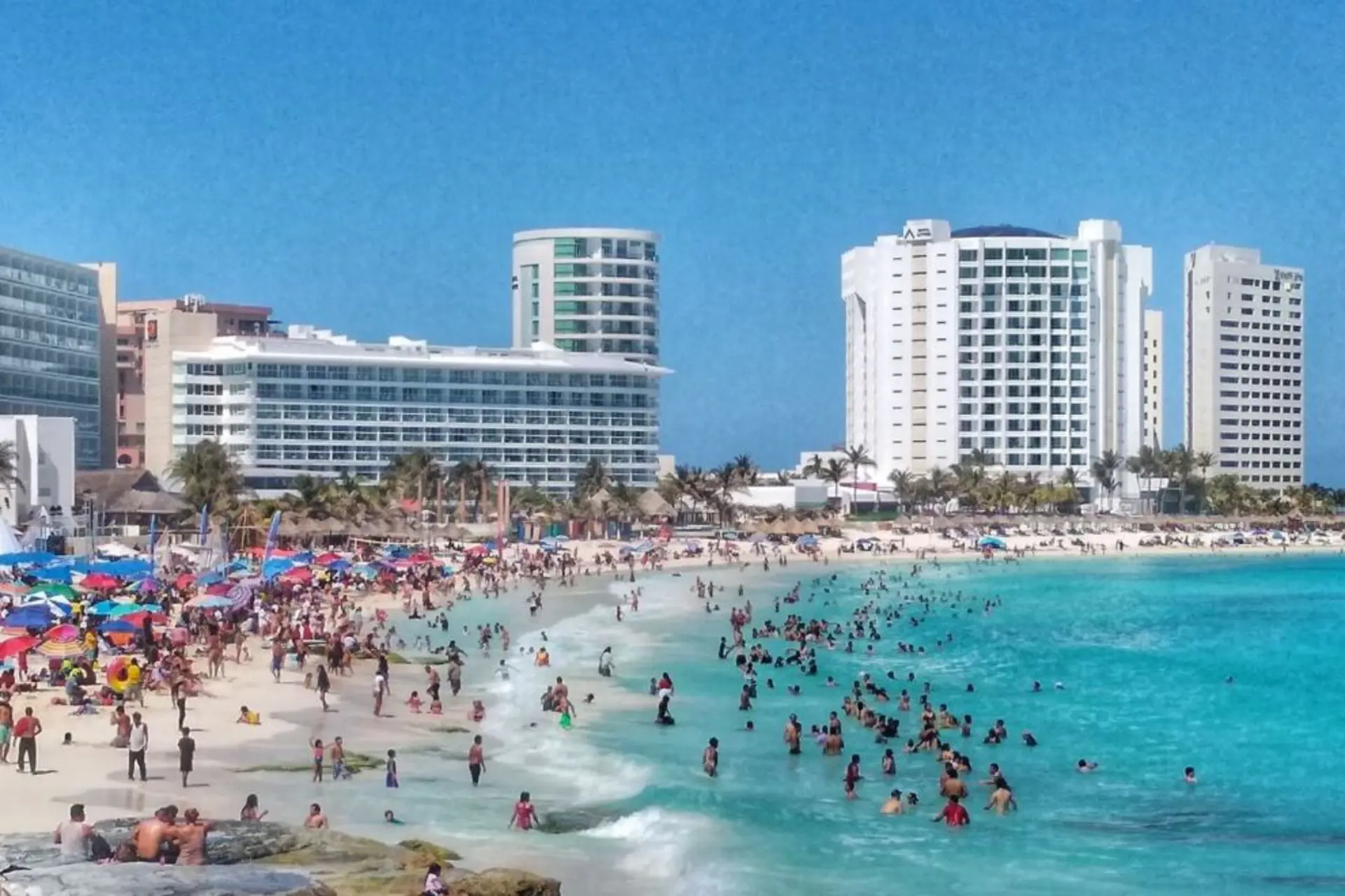 Caribe Mexicano espera 1 millón 200 mil turistas en Semana Santa