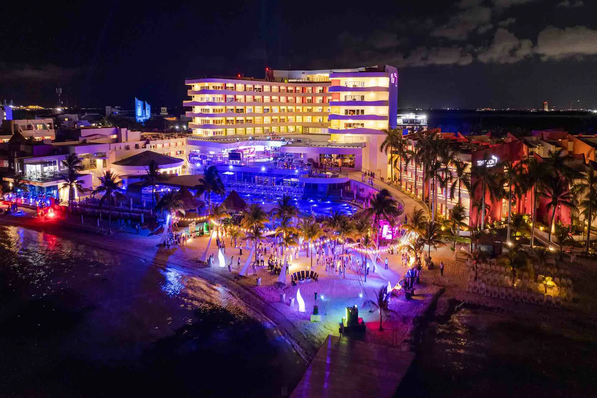 Temptation Cancún Resort celebra 7 años de sexy diversión