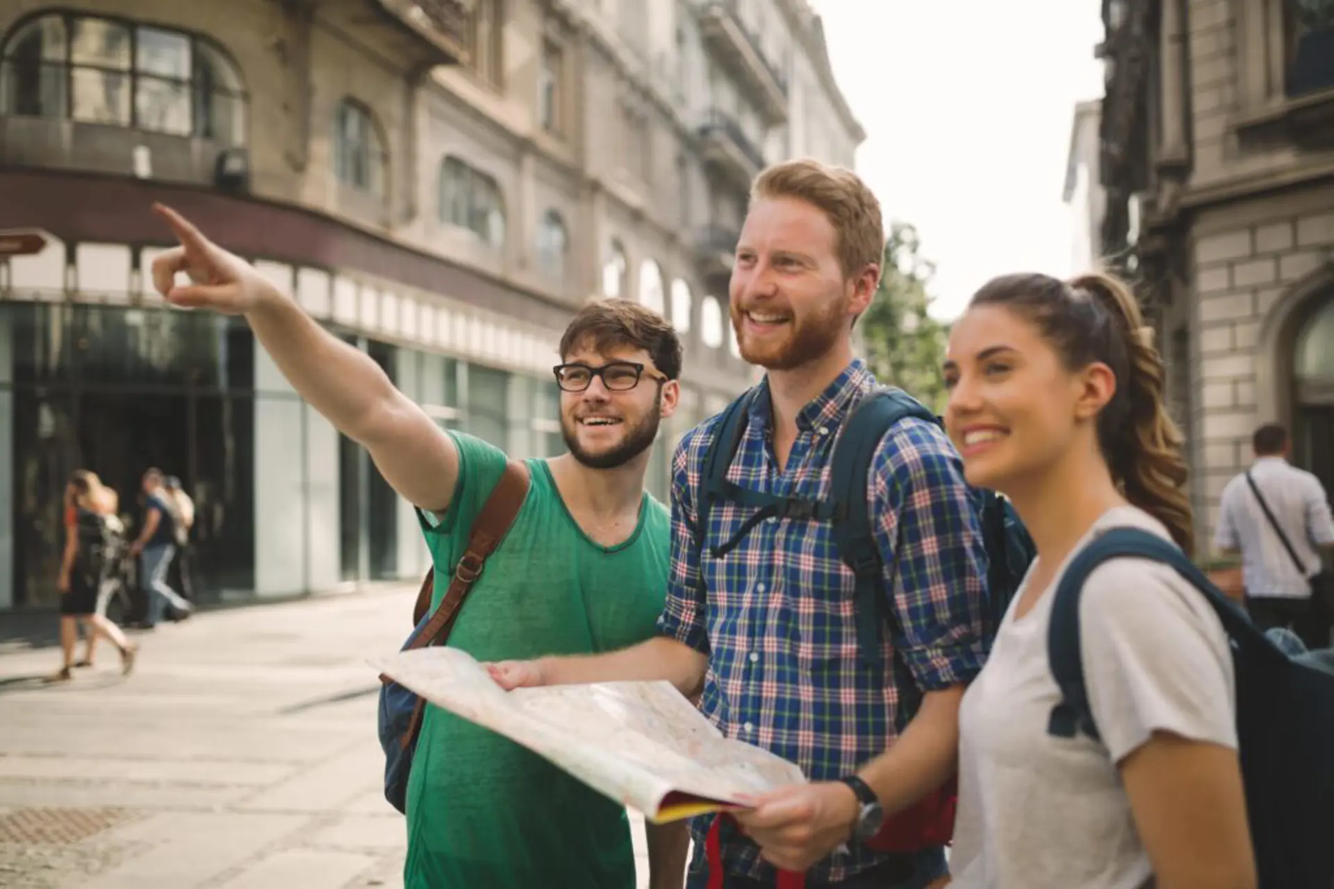 Visitas guiadas ganan terreno entre millennials y la generación Z