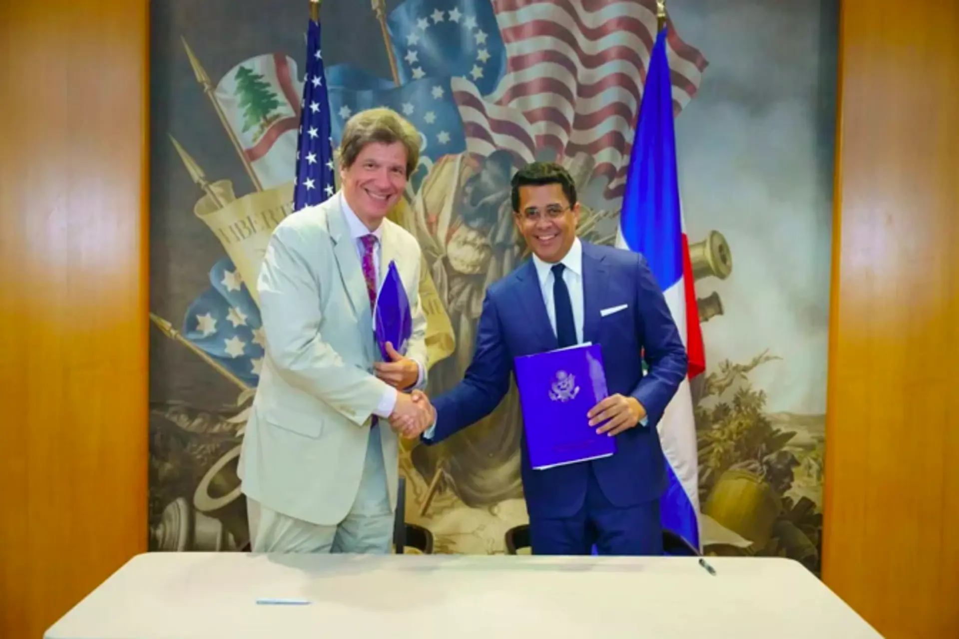 Rep.Dominicana y Estados Unidos cierran acuerdo de cielos abiertos