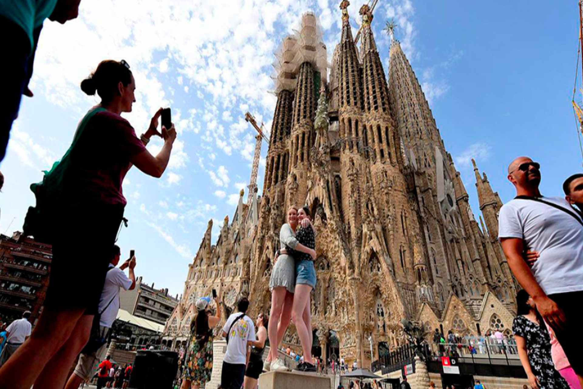 ¿El fin del turismo masivo? 10 destinos ya están limitando las visitas