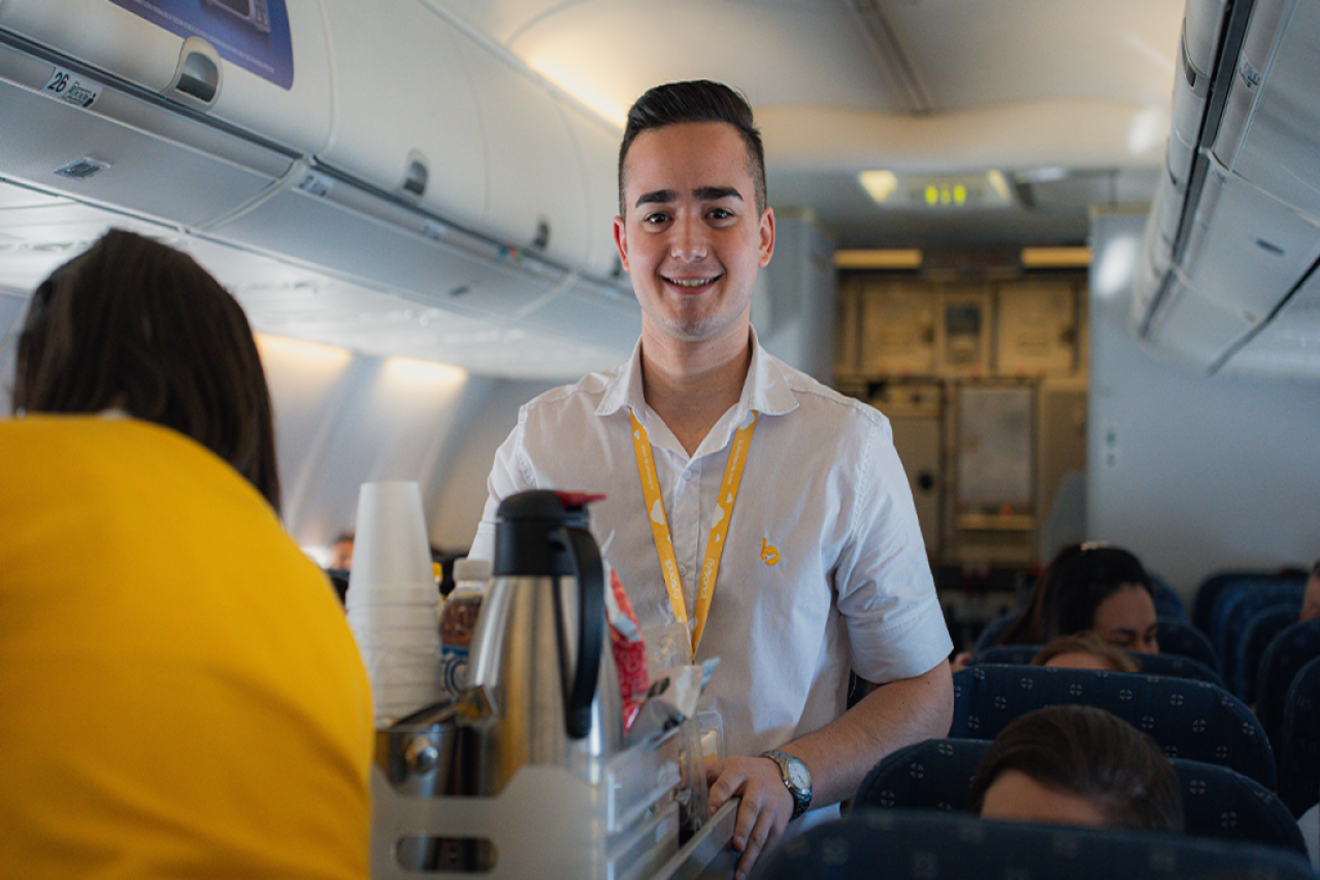 Flybondi ya cuenta "on board retail" para vuelos internacionales