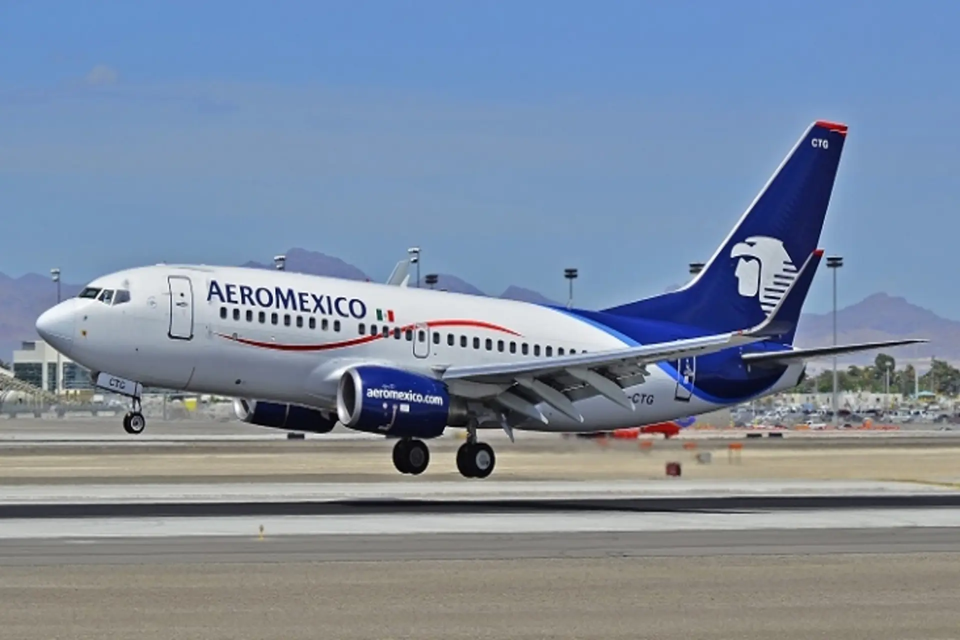 Sindicato de pilotos amenaza a Aeroméxico parar el 1 de octubre