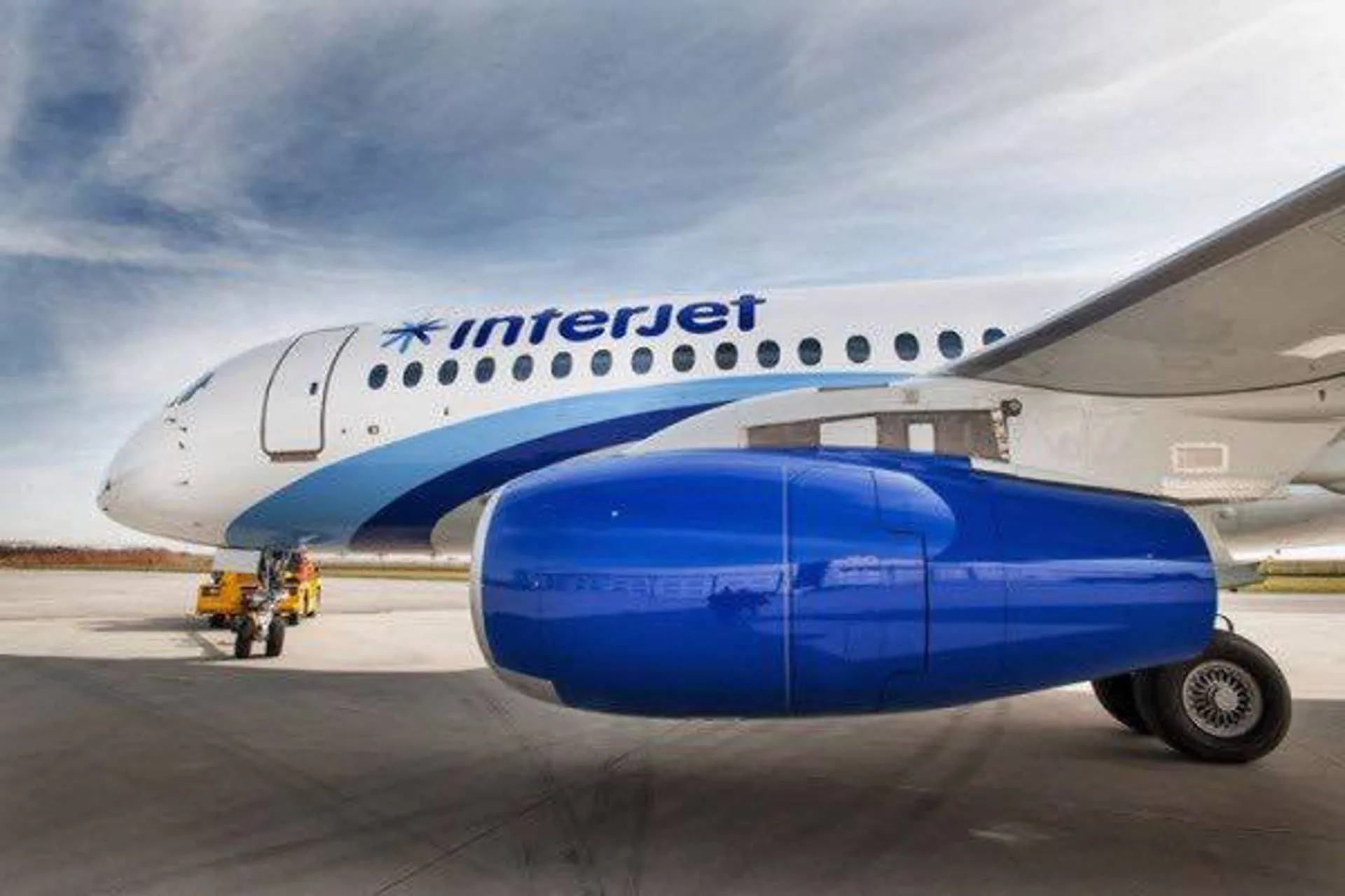 Empleados de Interjet no levantan la huelga y podrían dejar de volar