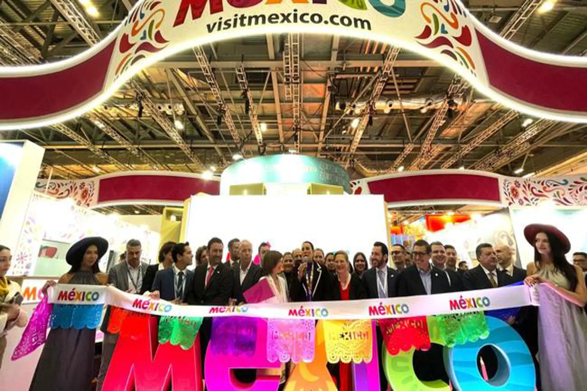 Secretaria de Turismo de México inaugura Pabellón México en el WTM