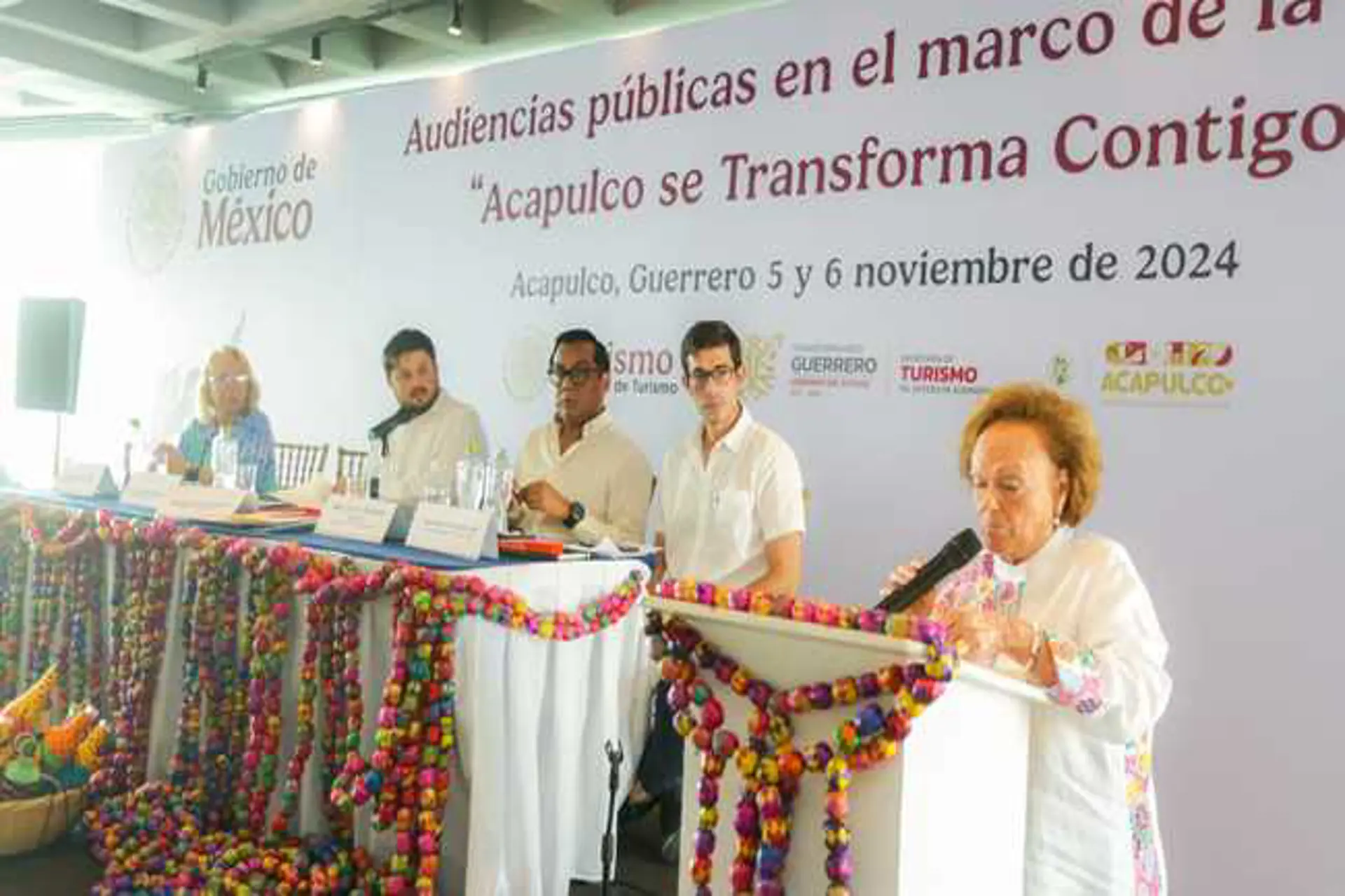 Gobierno y privados continuan la recuperación de Acapulco