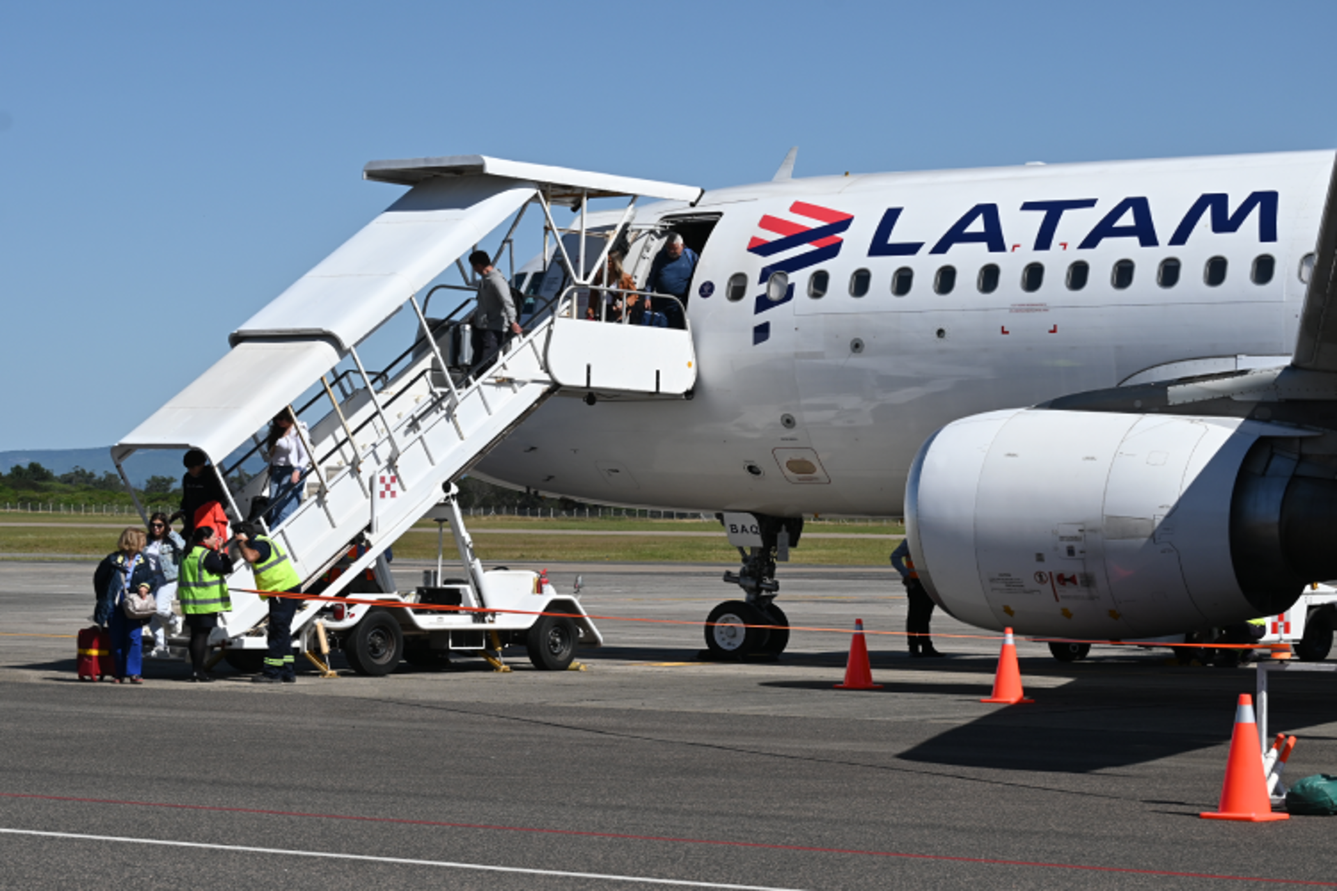 LATAM refuerza su oferta de vuelos con nuevas rutas directas