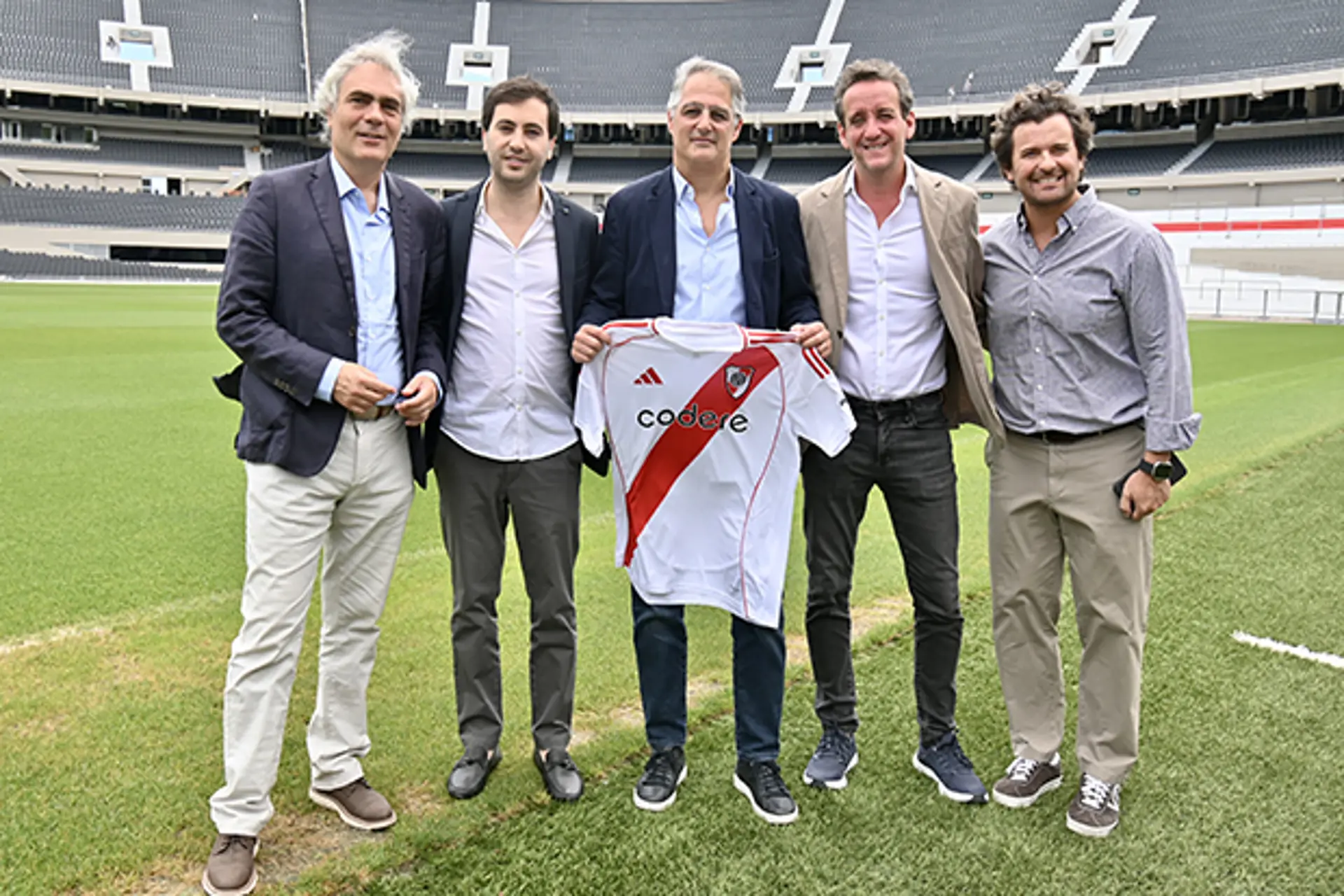 Almundo se incorporó como nuevo sponsor oficial River Plate