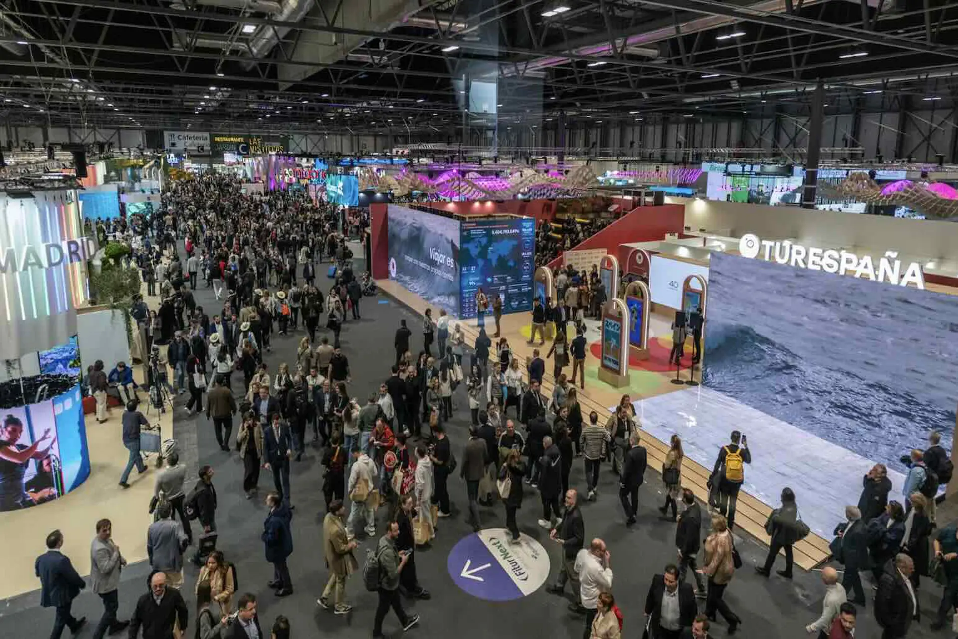 FITUR desbordó sus previsiones con cifra récord de 250.000 visitantes