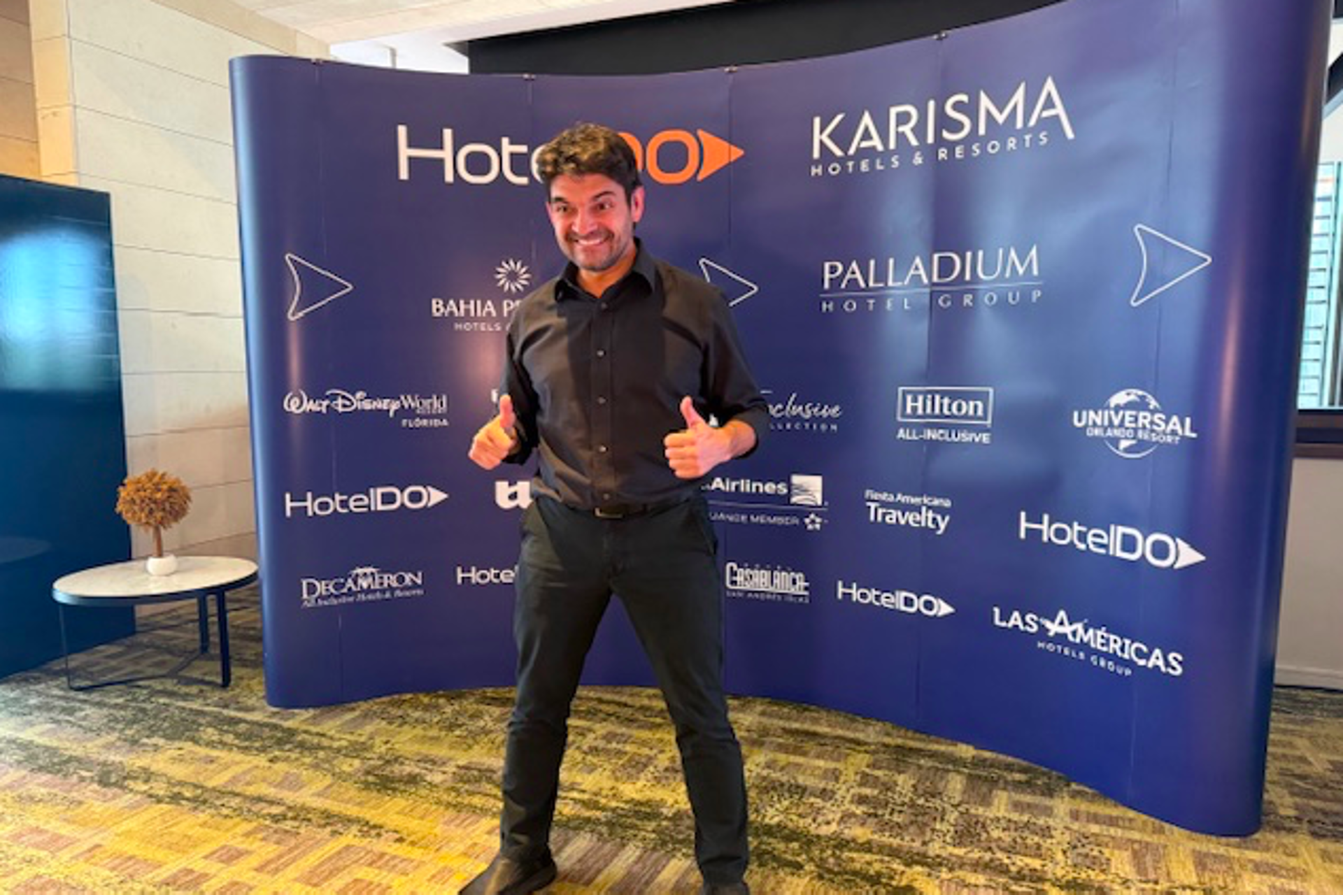 Gran Campus de HotelDO en Bogota coronado con el sorteo de UN AUTO 
