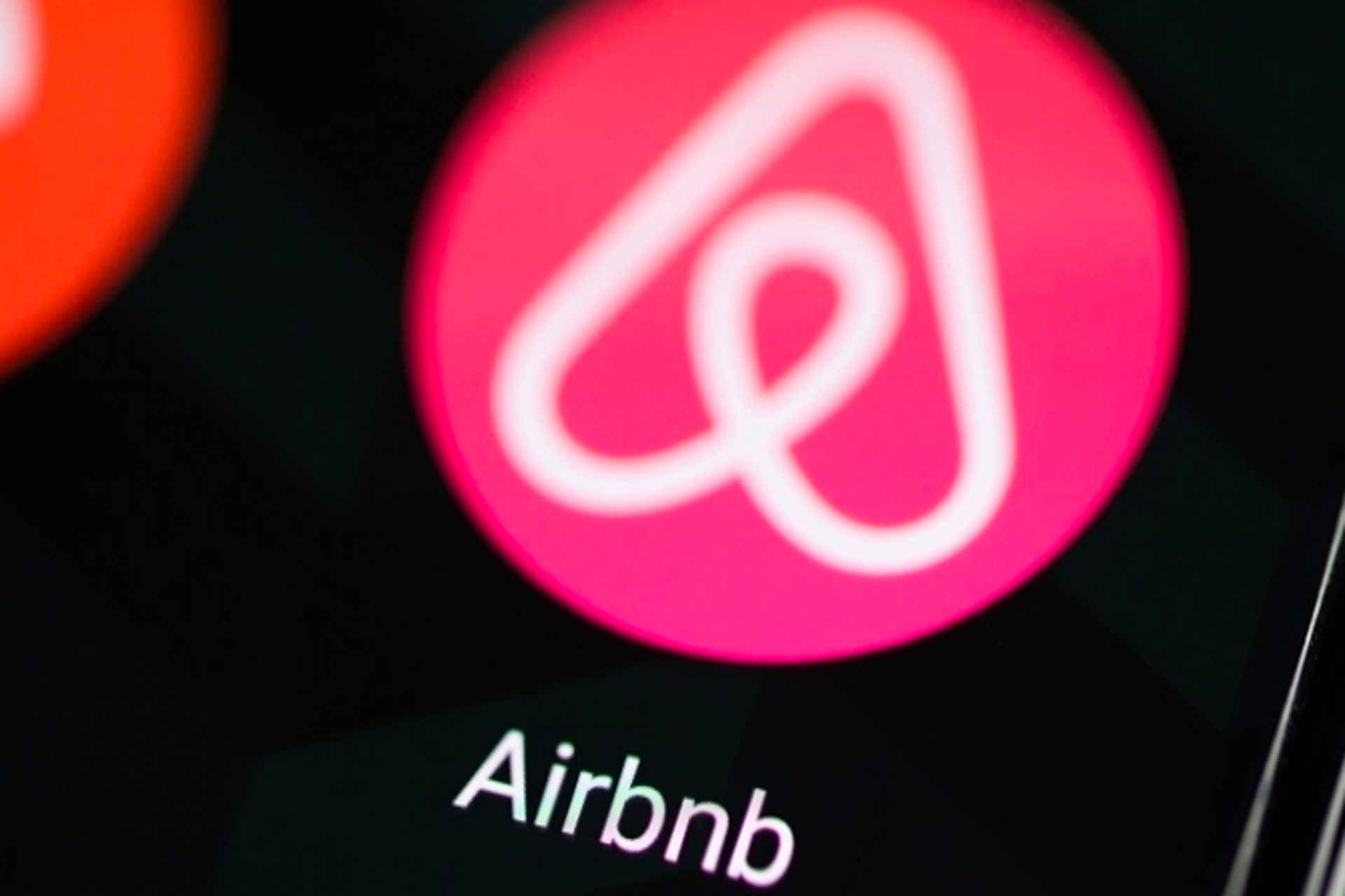 Airbnb quiere agregar hoteles para impulsar su crecimiento