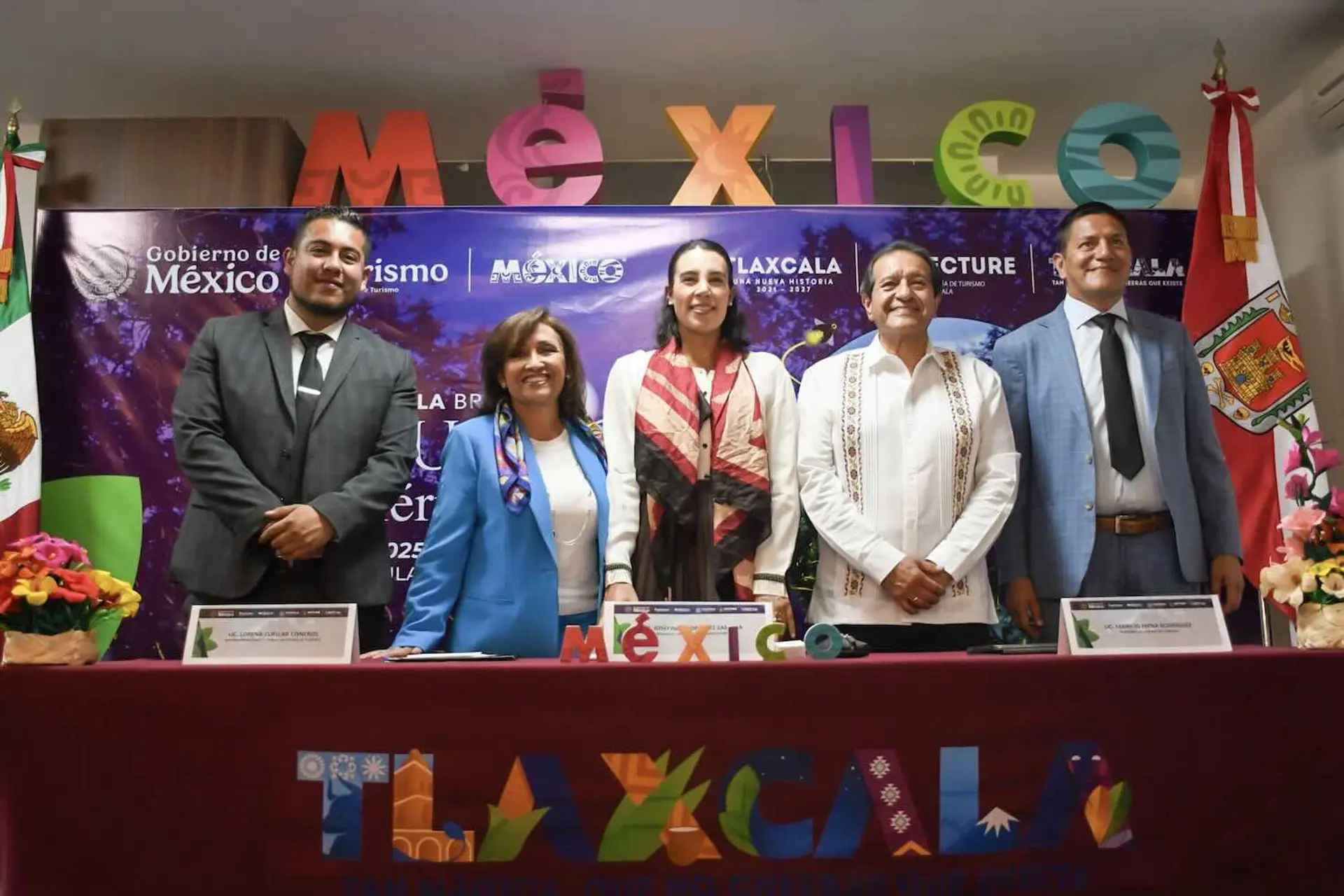 Más de 110 mil asistentes a la Temporada de Luciérnagas en Tlaxcala Más de 110 mil asistentes a la Temporada de Luciérnagas en Tlaxcala