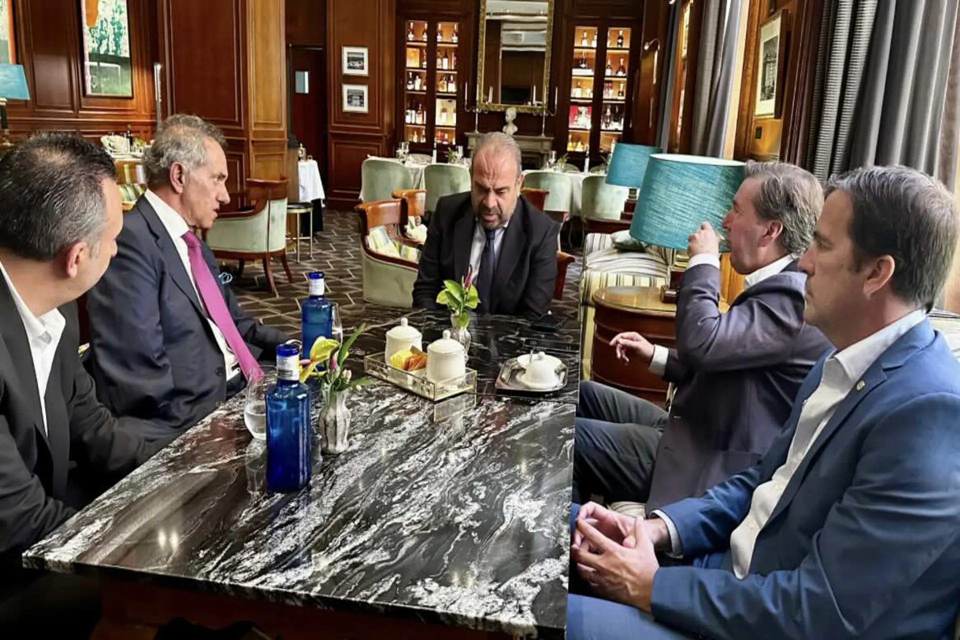 Scioli se reunió en España con inversores interesados en el sector Scioli se reunió en España con inversores interesados en el sector