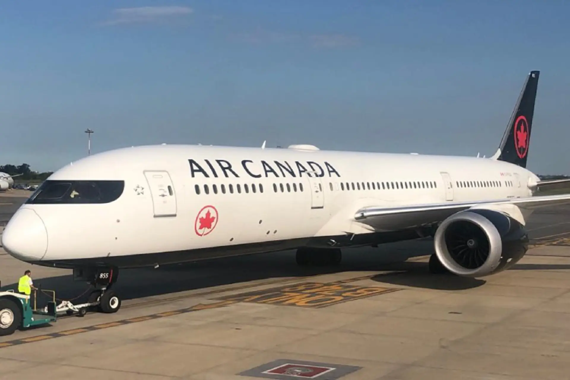 Air Canada completará operación diaria en Colombia