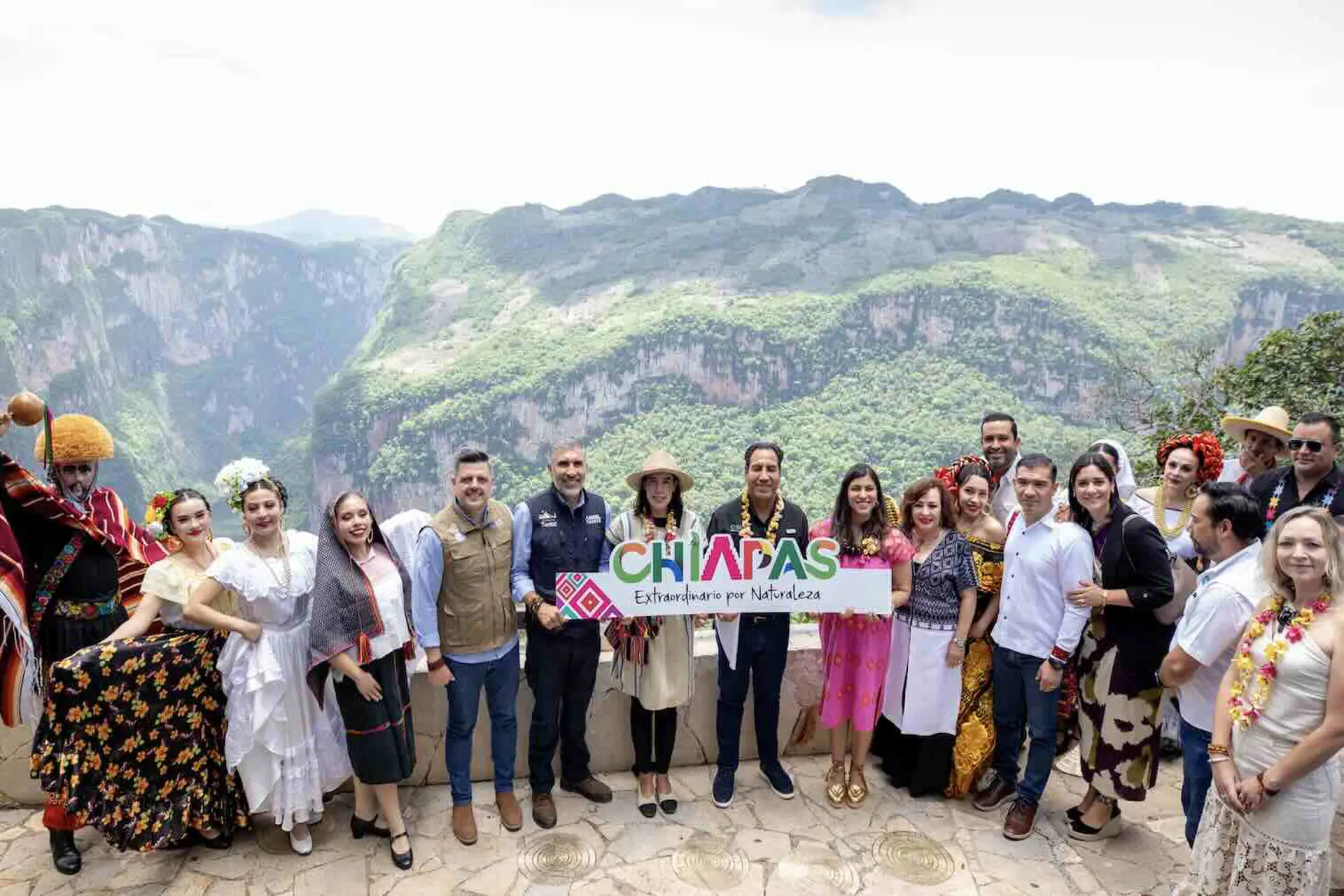 Sectur y Gobierno de Chiapas encabezan Comité de Desarrollo Turístico Sectur y Gobierno de Chiapas encabezan Comité de Desarrollo Turístico