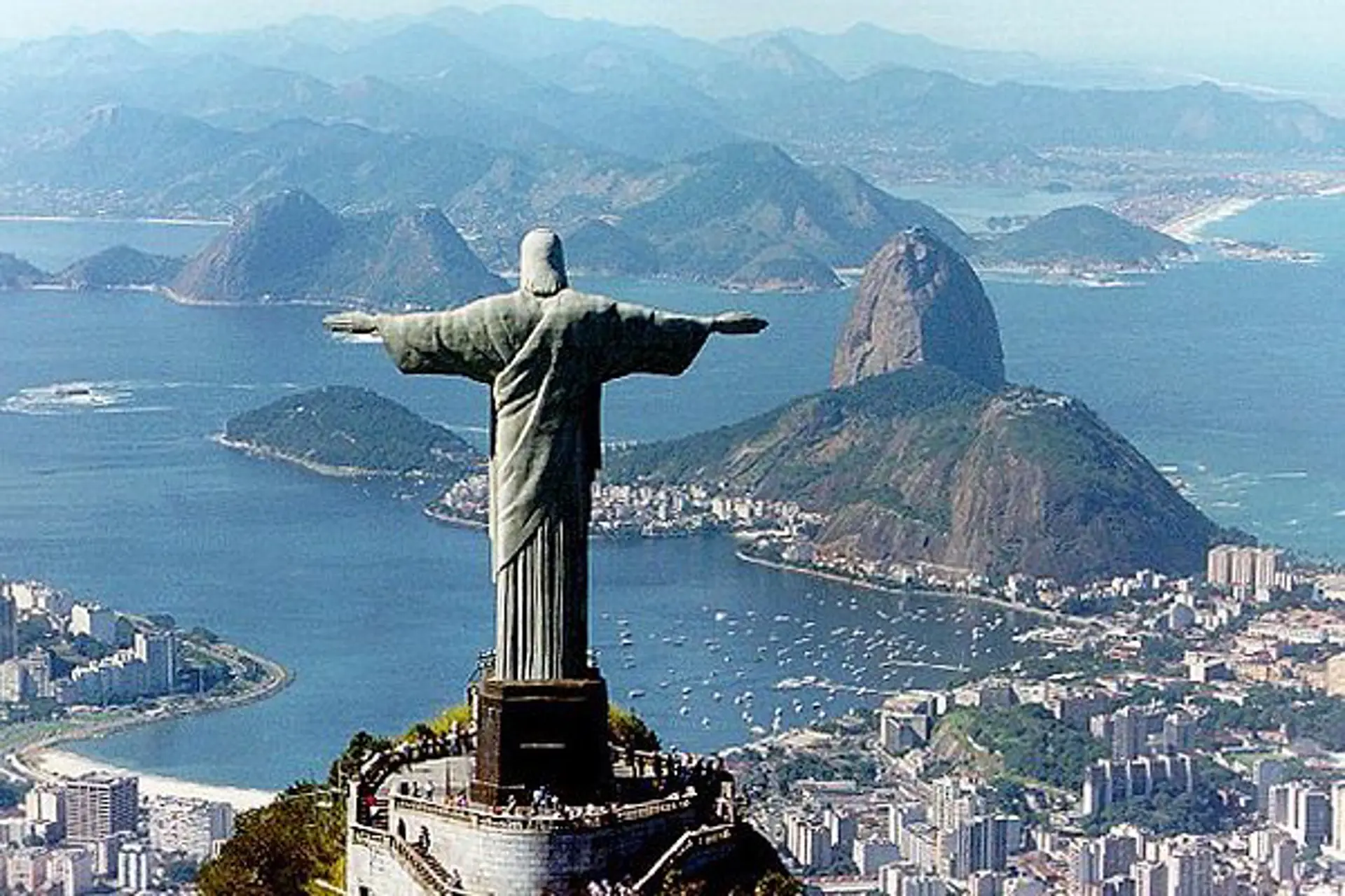 Brasil creció 49,7% en arribos de turistas internacionales en 5 meses Brasil creció 49,7% en arribos de turistas internacionales en 5 meses