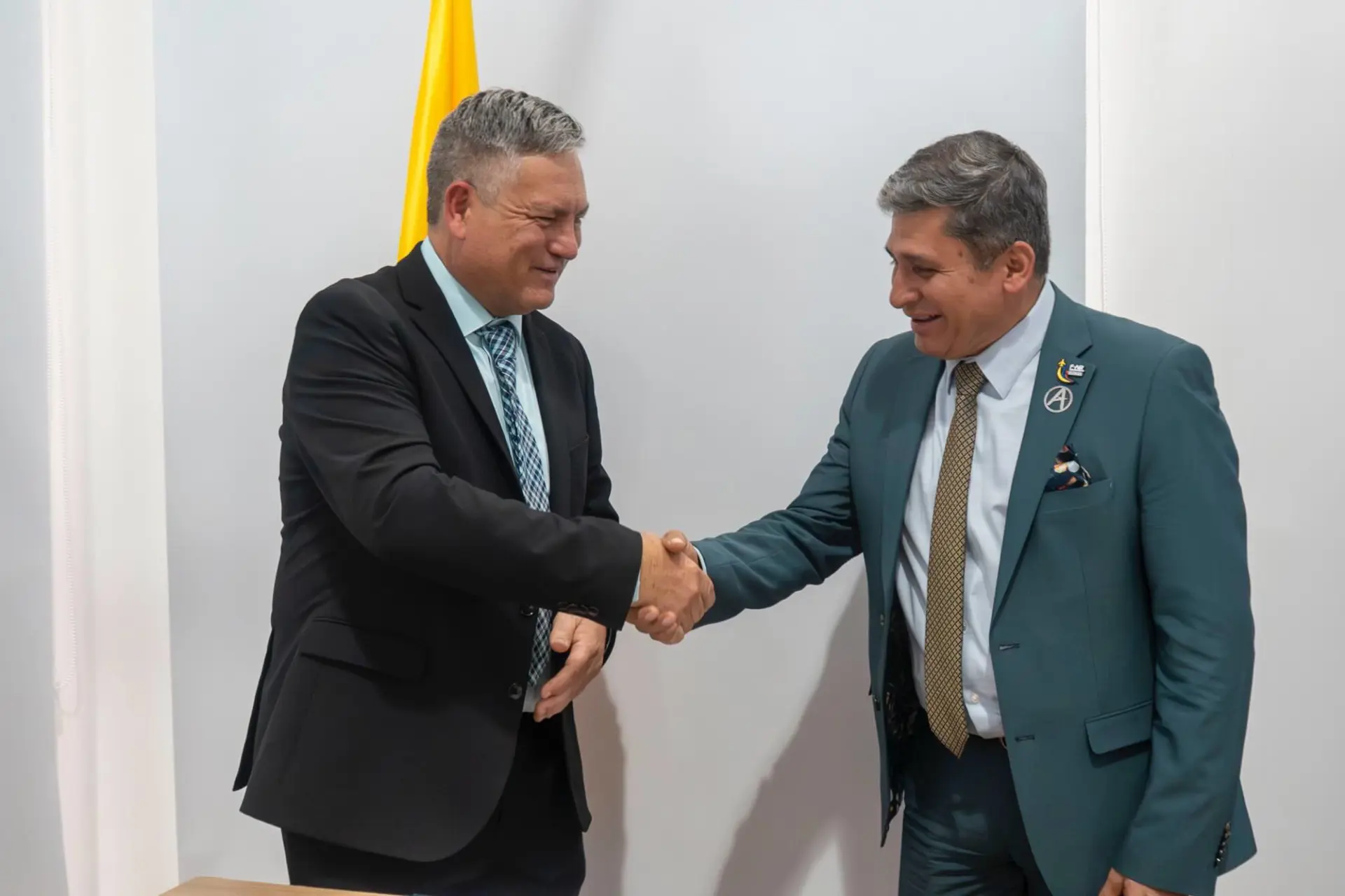 Colombia y Aruba renuevan memorando de cooperación aeronáutica Colombia y Aruba renuevan memorando de cooperación aeronáutica