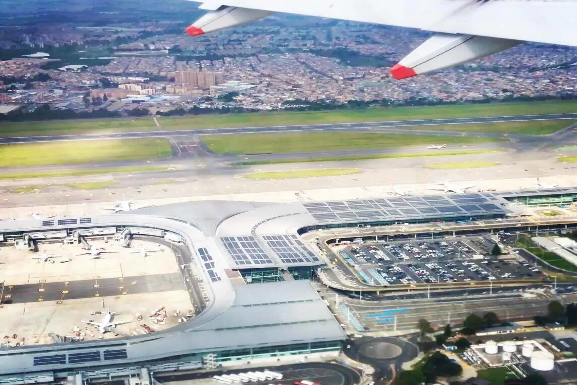 Bogotá, en alianza con Avianca, lanza ‘StopOver, Amor a primera pista’ Bogotá, en alianza con Avianca, lanza ‘StopOver, Amor a primera pista’