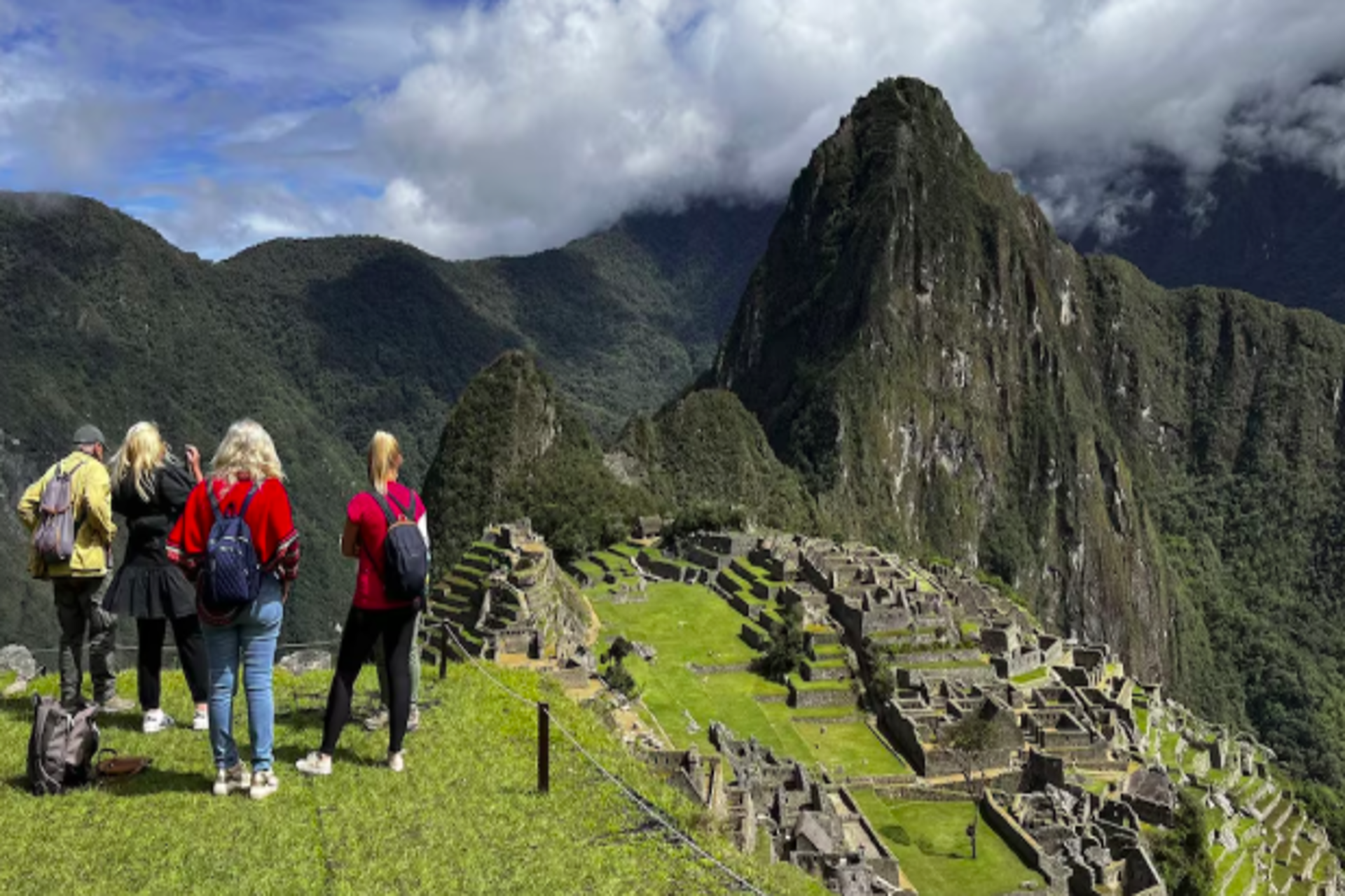 Machu Picchu también combate la crisis de turismo masivo