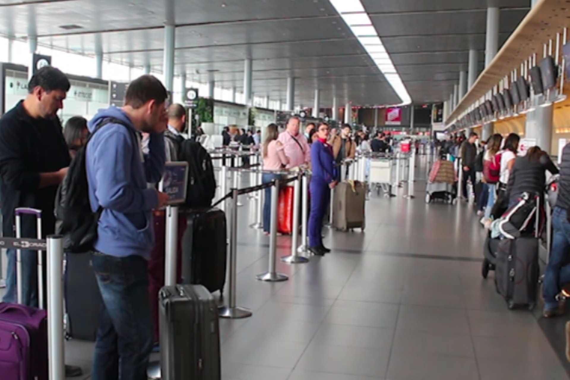 27.482.000 pasajeros pasaron por los aeropuertos de Colombia en 6 meses