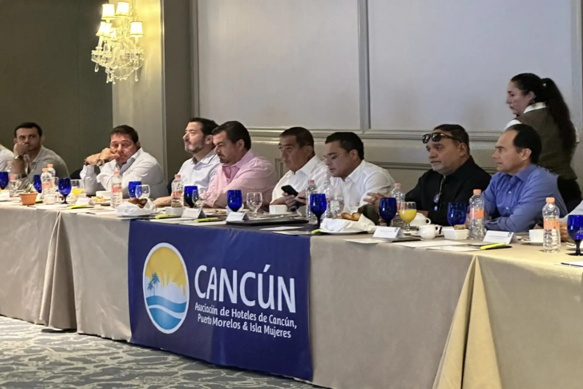 Rodrigo De La Peña presenta resultados como presidente de la AHCPMIM Rodrigo De La Peña presenta resultados como presidente de la AHCPMIM