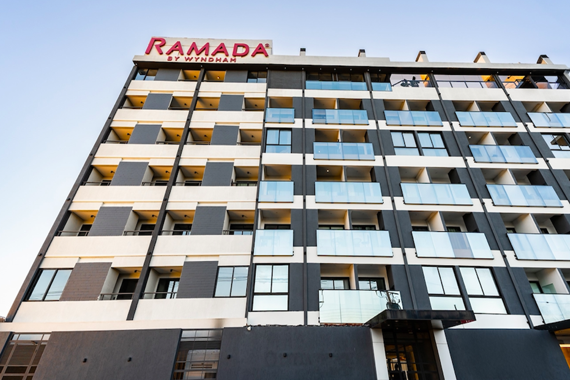 Wyndham Hotels & Resorts inaugura el primer hotel Ramada en Paraguay