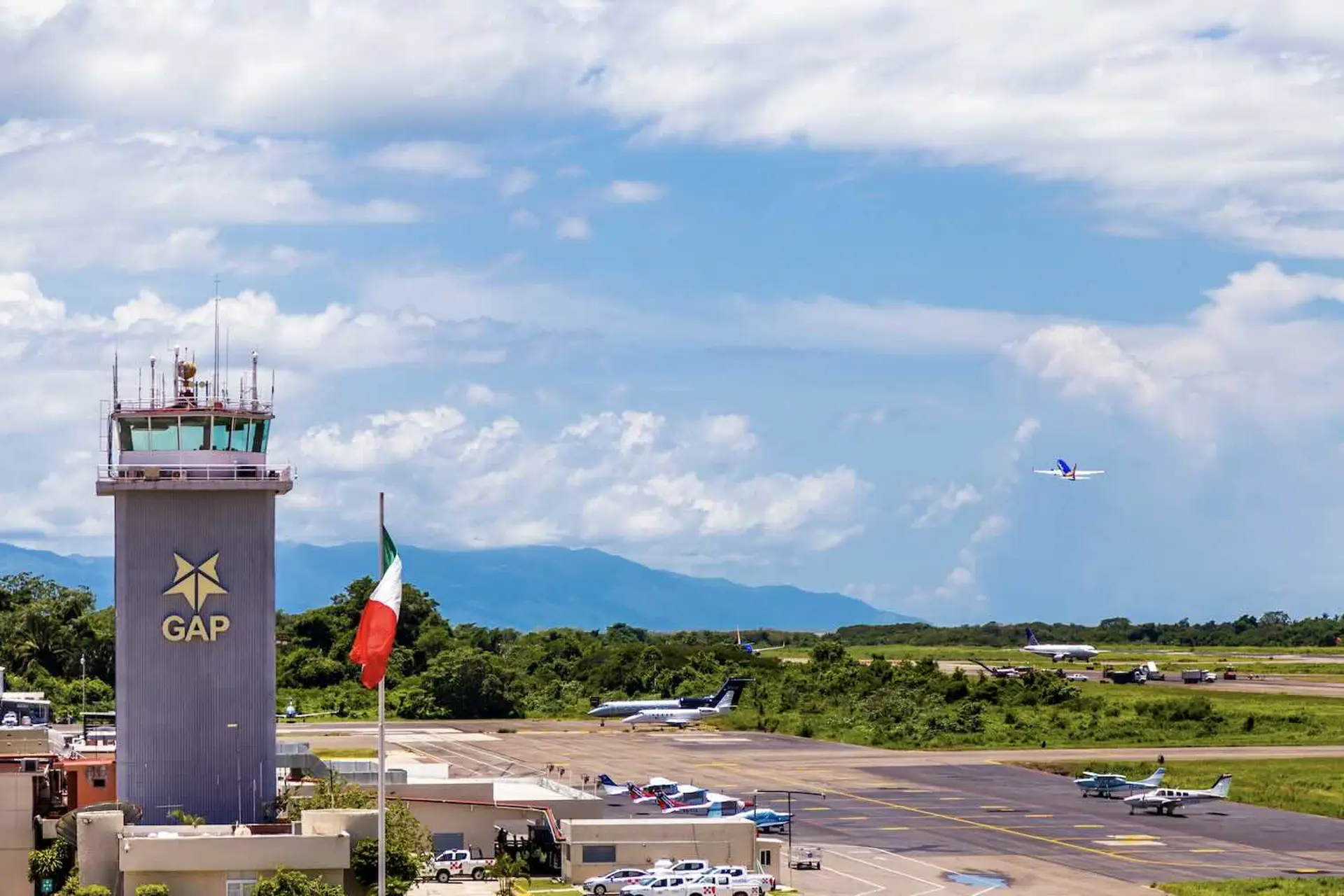 Otra aerolínea canadiense volará a Puerto Vallarta Otra aerolínea canadiense volará a Puerto Vallarta