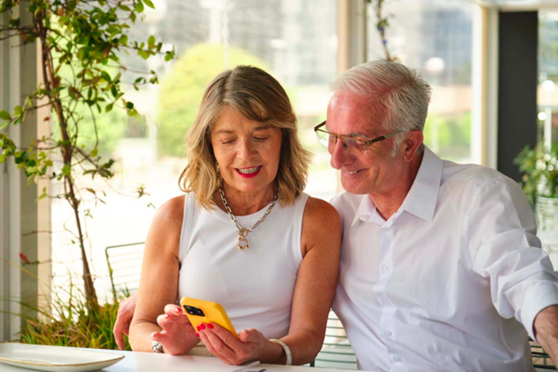 Los "baby boomers" también se apuntan a planificar viajes con IA