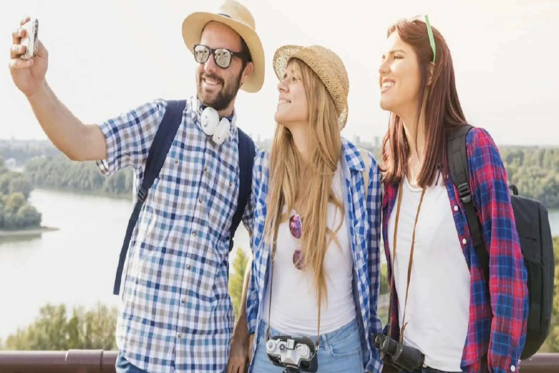 Sin alzas ni caídas es el flujo de visitantes extranjeros a Colombia
