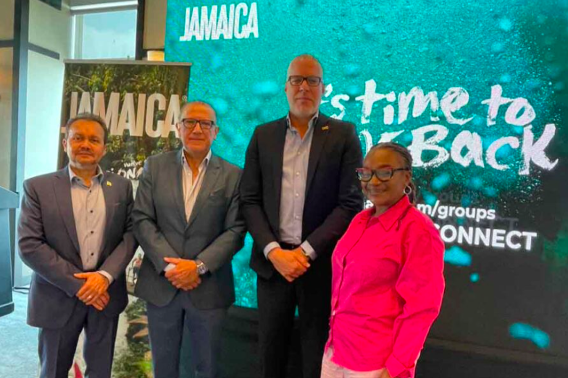 Jamaica compite en el Caribe y apuesta por el turismo mexicano