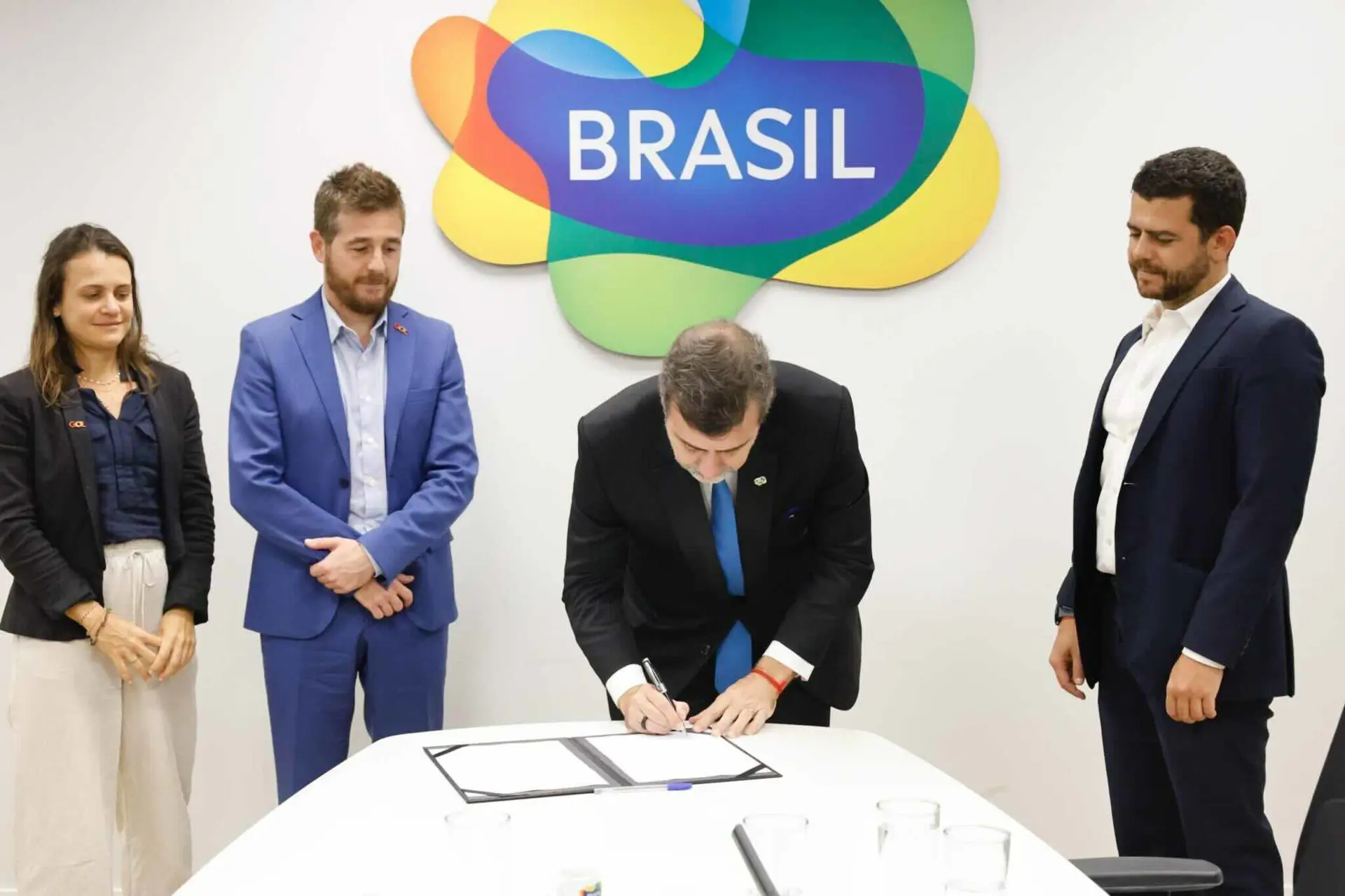 Embratur y GOL firman acuerdo para aumentar conectividad internacional