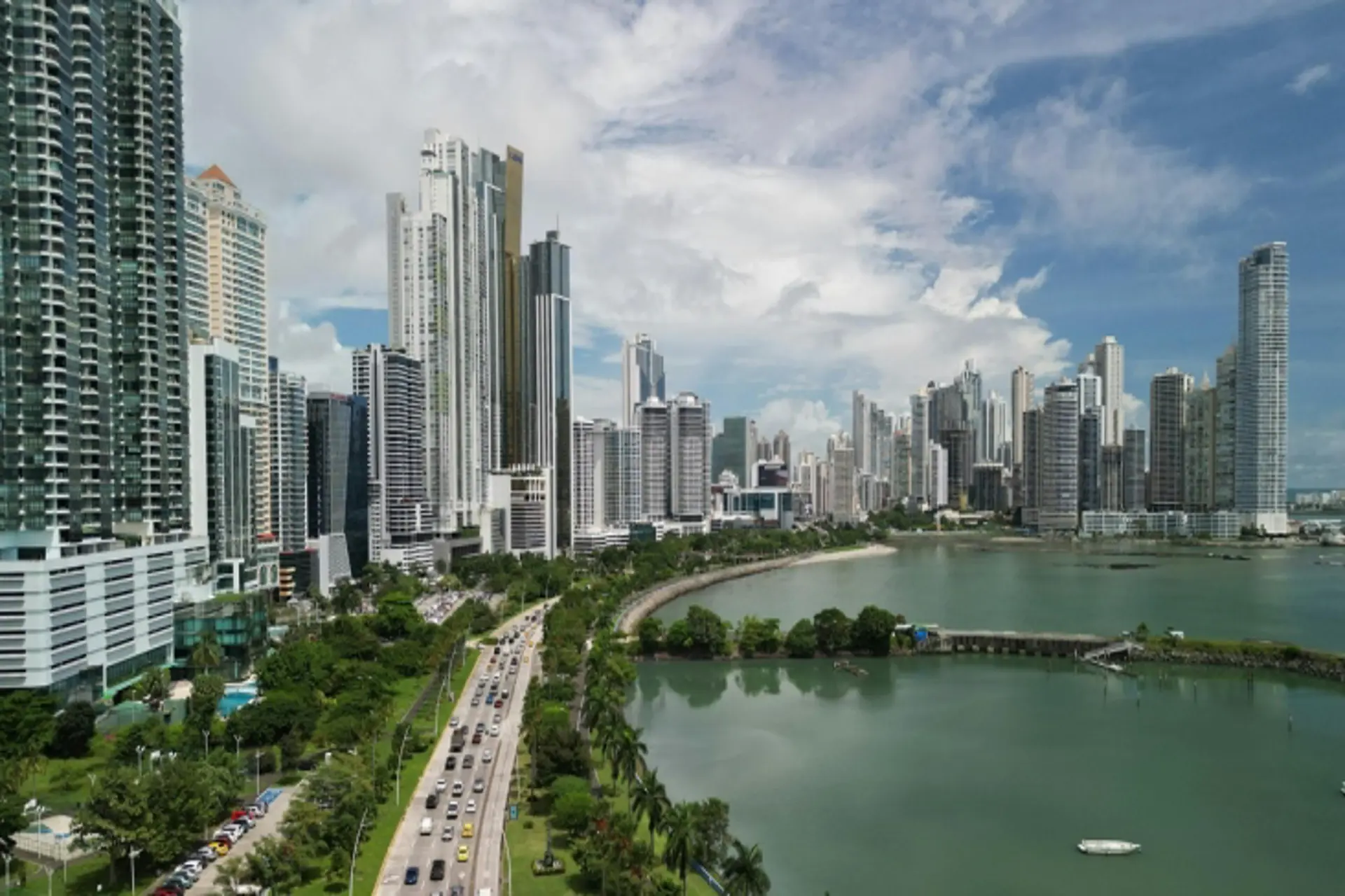 Panamá lanza incentivos de USD 500 para alargar la estadía de turistas