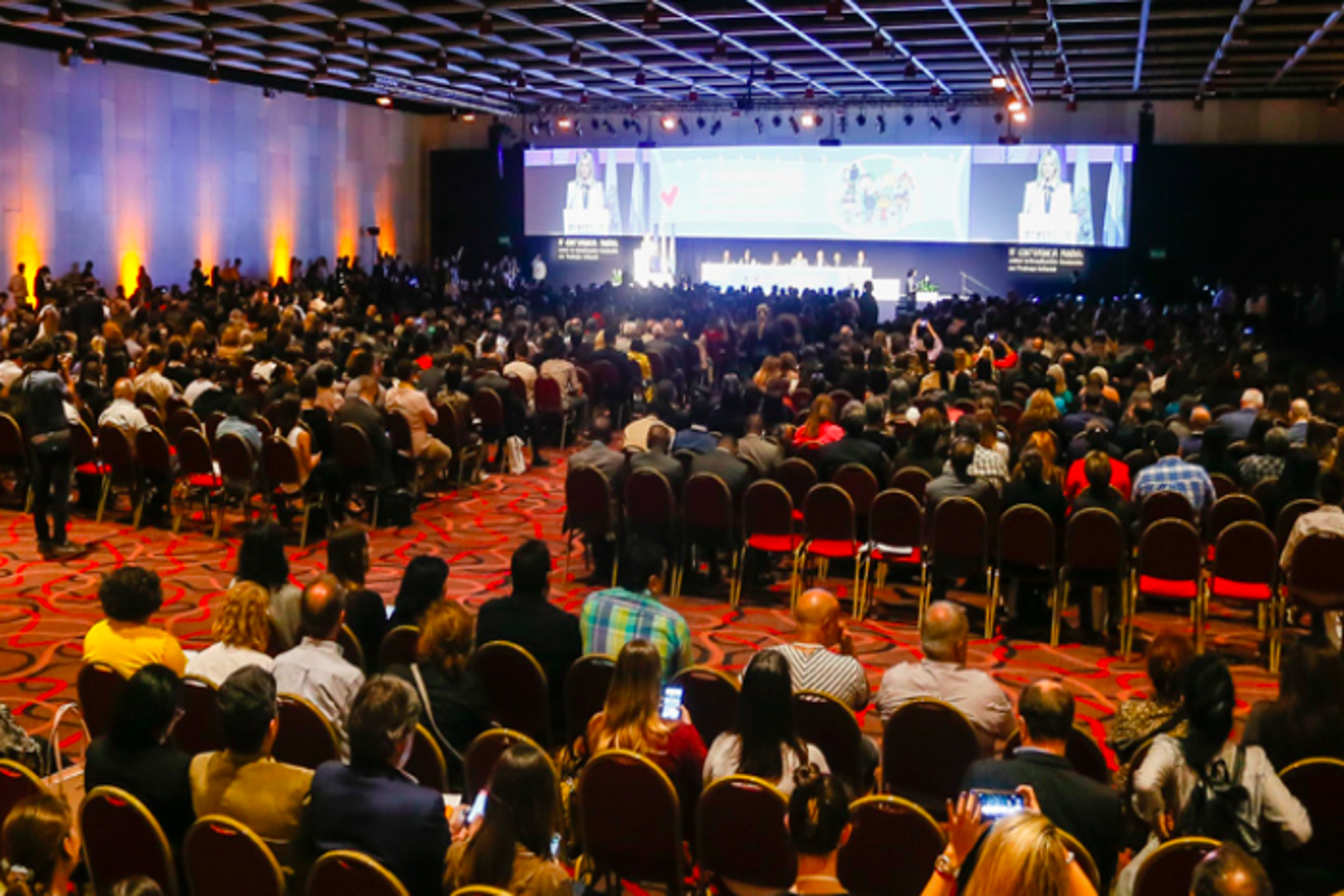 Marcas apuestan por eventos en vivo frente al ruido digital y la IA