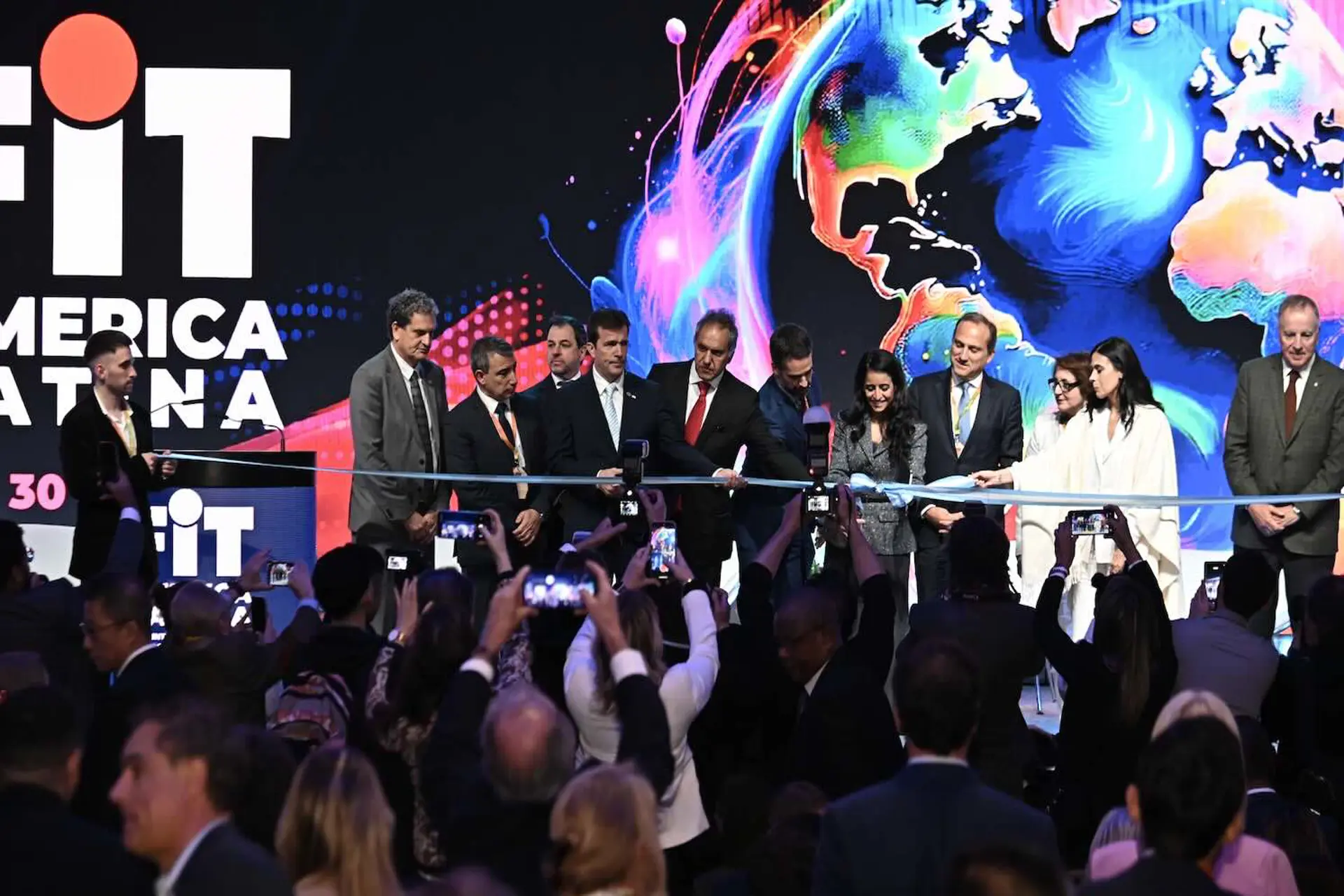 Exitoso primer  día de la FIT con más de 62.000 visitantes 