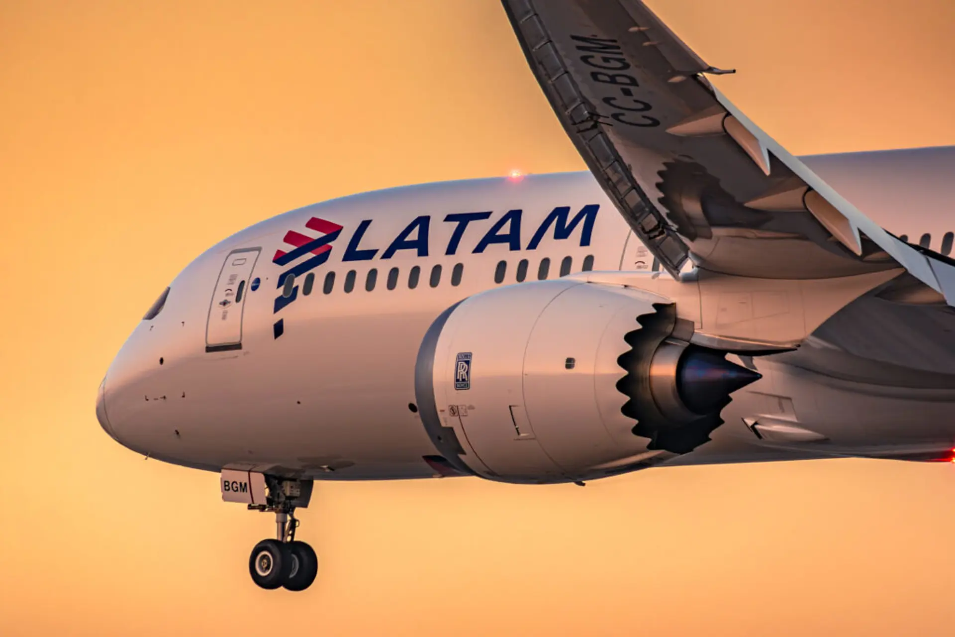 Pasajeros reconocen a LATAM como “Aerolínea Líder de Sudamérica 2025”