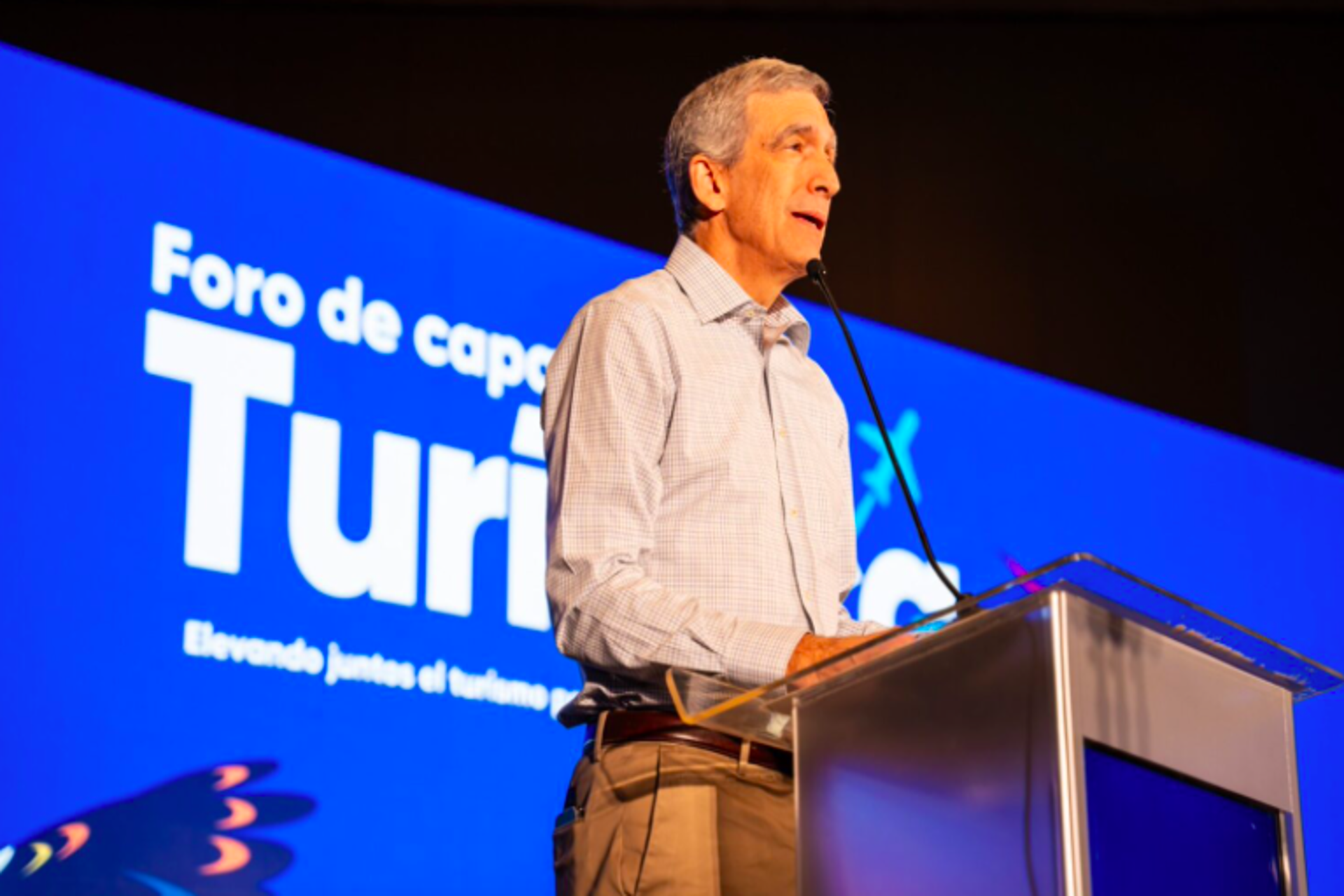 Copa Airlines realizo el foro “Elevando juntos el turismo por Panamá”