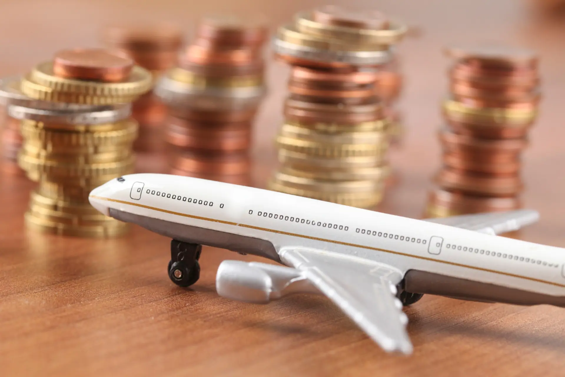 Gasto en viajes corporativos crece, pero las grandes pisan el freno