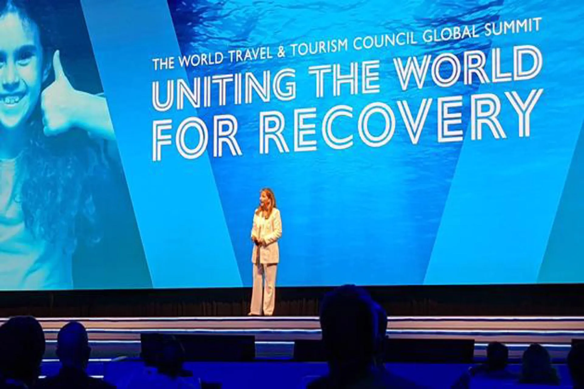 Mira una sintesis de la Cumbre Global de WTTC en Cancun Mira una sintesis de la Cumbre Global de WTTC en Cancun